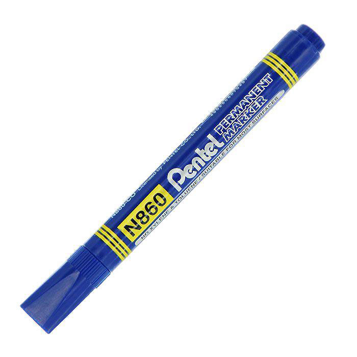 Pentel Маркер перманентный Chisel Point, цвет: синийPN860-C Pentel Маркер перманентный Chisel Point, цвет: синийPN860-CМаркер перманентный Chisel Point со скошенным наконечником позволяет проводить линии шириной от 1.8 до 4.5 мм. Маркер заправлен перманентными чернилами, они быстро высыхают, чернила свето- и влагостойкие. Надписи, сделанные этим маркером, устойчивы к истиранию.Подходит для маркирования на бумаге, картоне, пластике, стекле и металле.