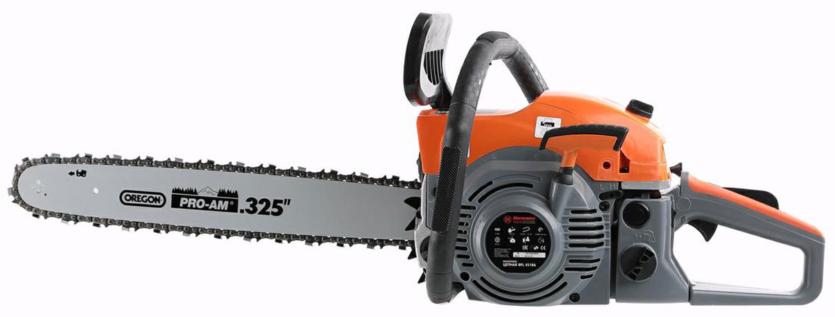 Бензопила Hammer Flex BPL4518A216204 Бензопила Hammer Flex BPL4518A216204В КОРОБКЕВысокотехнологичный и качественный продукт. Данная модель бензопилы поставляeтся с карбюратором Walbro, применяемом в бензопилах Komatsu (Япония), Husqvarna. Конструктивно модель изготовлена как профессиональная бензопила, включая:+ хромированный цилиндр двигателя+ кованый коленвал+ антивибрационная система+ карбюратор Walbro (Япония)+ праймер (насос предварительной подачи топлива).+ шина и цепь марки OREGONКомплектация:БензопилаШина - 1 штЦепь - 1 штЗащитный кожух цепи - 1 штКлюч шестигранный комбинированный - 1 штКлюч свечной - 1 штОтвертка шлицевая - 1 штОтвертка комбинированная - 1 штНапильник - 1 штСумка для инструмента - 1 штЕмкость для смешивания топливной смеси - 1 шт.ИнструкцияУпаковкаКонструктивные особенности:кованый коленвал;хромированный цилиндр двигателя;антивибрационная система;карбюратор Walbro (Япония);праймер (насос предварительной подачи топлива).Шаг цепи: 0,325