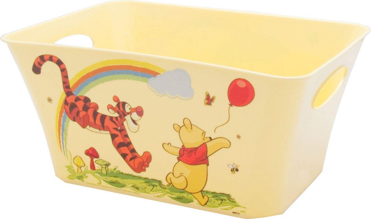 Корзинка Disney, цвет: банановый, 11 лМ 2387-Д Корзинка Disney, цвет: банановый, 11 лМ 2387-ДЯркие дизайны из вселенной Disney – «Винни пух», «Мари» и «Далматинцы»Корзинки, выполненные в трех размерах, удобны для хранения канцтоваров, игрушек, одежды и др.Для более удобного использования имеют специальные ручки.Благодаря выемкам на основании корзинки, они легко ставятся друг на друга.Плавная форма изделия, стильный дизайн-делают корзинки ярким дополнением интерьера