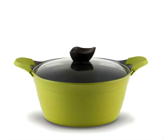 Frybest Oliva-C24I кастрюля литая 24 см 4,3л со стеклянной крышкой с индукц. дномOliva-C24I Frybest Oliva-C24I кастрюля литая 24 см 4,3л со стеклянной крышкой с индукц. дномOliva-C24IРазмер: 24 смЁмкость: 4,3 лТолщина дна: 4,5 ммЦвет: оливковый, темное внутреннее покрытиеКомплектация: со стеклянной крышкойКастрюля Frybest (Фрайбест) Oliva - это самая продаваемая кастрюля с керамическим покрытием в мире! Коллекция Oliva - для большой греческой семьи и широкого русского гостеприимства: большой выбор форм, размеров.Кастрюля Oliva на 4,3 л - один из ярких представителей этой коллекции: универсальный размер изделия позволит вам приготовить обед или ужин быстро и вкусно. Сквозь прозрачную крышку легко следить за процессом приготовления пищи, а система пароотвода не позволит жидкости выкипать. В кастрюле можно делать зажарку, тушить и даже запекать в духовке. Специальное утолщенное дно идеально прогревается на всех видах плит, в том числе индукционных. Удивительное сочетание цветов (сочной оливы снаружи и теплого какао внутри) сделает кастрюлю серии Oliva украшением на вашей кухне. Кастрюля упакована в красивую коробку и отлично подходит в качестве подарка.Подходит для электрической, стеклокерамической, газовой плиты и индукционной плиты.