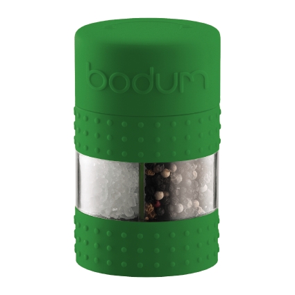 Мельница для соли и перца Bodum Bistro, цвет: зеленыйA11368-825-Y15 Мельница для соли и перца Bodum Bistro, цвет: зеленыйA11368-825-Y15Мельница для соли и перца Bodum Bistro, выполненная из прозрачного стекла и пластика, резины и металла, позволяет солить и перчить одновременно - это превосходное партнерство. В верхней части мельницы имеется силиконовая вставка. Мельница легка в использовании: одним поворотом силиконовой части мельницы приспособление переключается с солонки на перечницу, и вы сможете поперчить или добавить соль по своему вкусу в любое блюдо. Прочный керамический механизм позволяет молоть практически без усилий.Благодаря прозрачной конструкции легко определить, когда соль или перец заканчиваются.Оригинальная мельница модного дизайна будет отлично смотреться на вашей кухне.