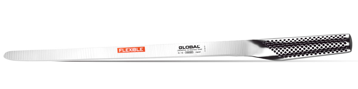 Нож для рыбы и мяса Global Salmon Flexible, длина лезвия 31 смG-10 Нож для рыбы и мяса Global Salmon Flexible, длина лезвия 31 смG-10Нож Global Salmon Flexible выполнен из нержавеющей стали. Рукоятка ножа имеет оригинальное покрытие, которое обеспечивает надежный хват. Полая ручка ножа заполнена песком, количество которого точно рассчитано, чтобы обеспечить наиболее оптимальное соотношение веса лезвия и рукоятки. Этот метод позволяет добиться максимально точной балансировки..Не рекомендуется мыть в посудомоечной машине.