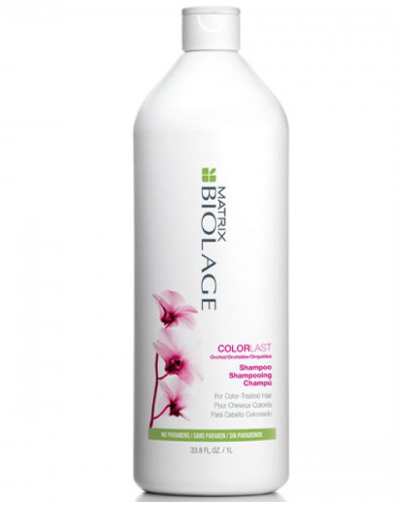 Matrix Biolage Colorlast Шампунь 1лP0830700 Matrix Biolage Colorlast Шампунь 1лP0830700Благодаря низкому уровню рH и содержащемуся в составе экстракту орхидеи и УФ-фильтрам шампунь сохраняет и защищает тон и глубину цвета, придает волосам блеск, здоровый и сияющий вид. Средство подходит для ежедневного использования. Не содержит парабенов и красителей.