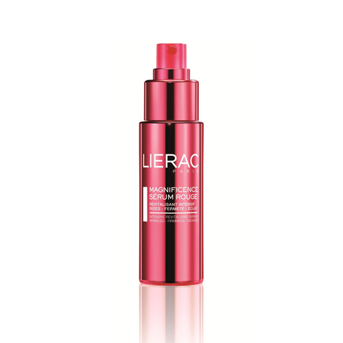 Lierac Сыворотка Magnificence 30 млL658 Lierac Сыворотка Magnificence 30 млL658Процесс гликоксидации - одна из основных причин старения кожи. Последствия гликоксидации проявляются в возрасте около 40 лет: морщины, потеря упругости, тусклая кожа и изменяющейся структурой.Magnificence линия средств для ухода за кожей, позволяющая взять под контроль процесс клеточного старения. Запатентованная формула с комплексом D-Glyox, с инновационным сочетанием экстрактов цветков граната, шелкового дерева и липосомального пептида, оказывает комплексное воздействие на процесс гликооксидации. Устраняет поврежденные белки и восстанавливает клеточный метаболизм, эффективно сдерживая процесс старения.Антивозрастная суперактивная сыворотка с чувственной текстурой, мгновенно проникающей в кожу. С двойным содержанием комплекса D-Glyox и обогащенная экстрактами цветков гибискуса, сыворотка активирует процессы омоложения кожи, придаёт ей глубинную энергию и возвращает здоровый цвет лица.Эффективность:С первого применения(1)83% Цвет лица более свежий76% Кожа более красивая, даже без макияжаПосле 7 дней применения(2)93% Кожа более упругая84% Кожа вновь наполнена энергиейПосле 7 недель применения (3)40% Сокращены морщины(1) Самостоятельная оценка после применения сыворотки 58 участниц(2) Самостоятельная оценка после применения сыворотки и Крема день-ночь 55 участниц(3) Результаты клинических исследований после использования Сыворотки и Крема день-ночь 55 участниц