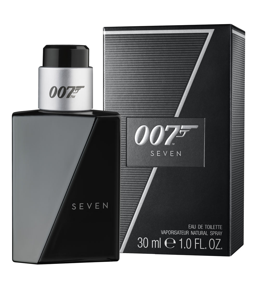 James Bond Seven Туалетная вода мужская 30 мл0737052993584 James Bond Seven Туалетная вода мужская 30 мл0737052993584Мужественность и сила агента 007, вызывающие восхищение у поклонников, послужили вдохновением для создания премиального аромата SEVEN. Бережно подобранные ноты композиции дополнены простой и элегантной формой флакона. Верхние ноты открываются сладким мандарином, дополненным энергичным бергамотом и свежим яблоком. Сердце наполнено пробуждающими и волнующими специями: корицей, шафраном и белым перцем. Гладкий янтарь, ваниль и мускус в сочетании с карамелью формируют базу аромата, а ноты кожи, красного дерева, кедра и сандала завершают композицию.Верхняя нота: Мандарин, Бергамот, Яблоко.Средняя нота: корица, шафран, белый перец.Шлейф: янтарь, ваниль и мускус.Новая грань тайны от агента 007. Мускус и красное дерево.Дневной и вечерний аромат.