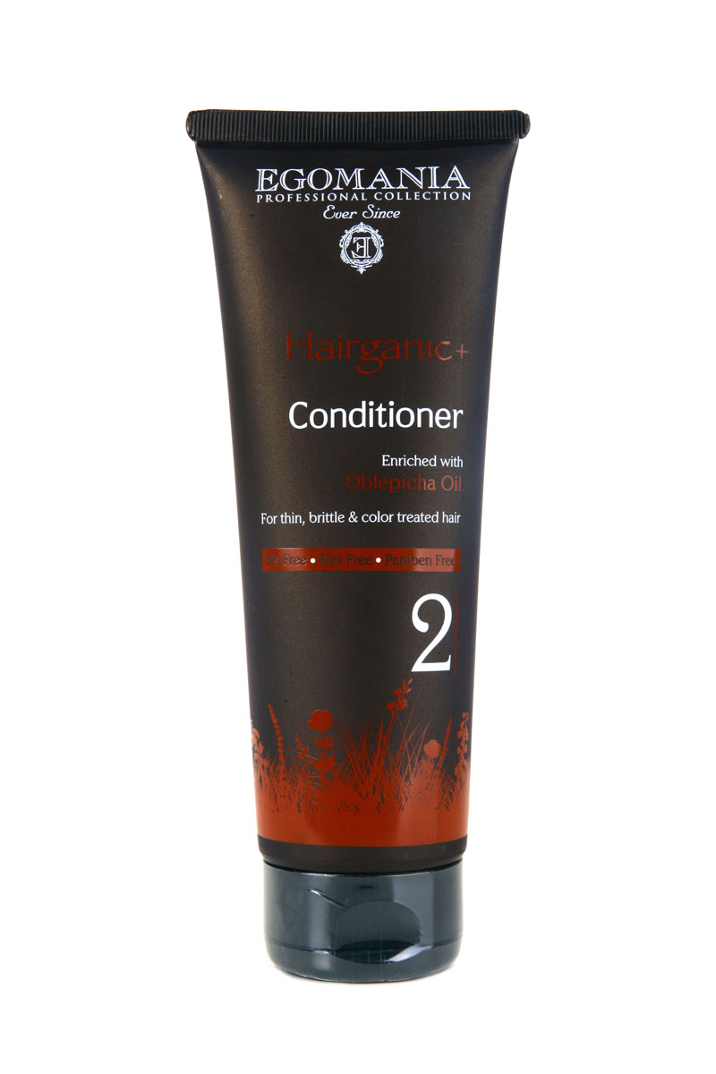 Egomania Professional Collection Кондиционер Hairganic+ с маслом облепихи для тонких, ломких и окрашенных волос 250 мл491571 Egomania Professional Collection Кондиционер Hairganic+ с маслом облепихи для тонких, ломких и окрашенных волос 250 мл491571Кондиционер подходит для сухих, истонченных, ломких, окрашенных и поврежденных волос, для жирной структуры волос и кожи головы.Благодаря содержанию масла облепихи, кондиционер обладает восстанавливающим эффектом и благотворно влияет на волосы и кожу головы. Помогает избежать спутывания волос, упрощает процесс укладки, делает волосы мягкими, блестящими и послушными, питает и увлажняет волосы, делая их плотными и эластичными. Входящие в состав кондиционера протеины пшеницы помогают поддержать объем укладки. Экстракты ромашки и розмарина регулируют работу сальных желез. Масло календулы и сок листьев алоэ регенерируют кутикулу волоса и плотно запечатывают ее.
