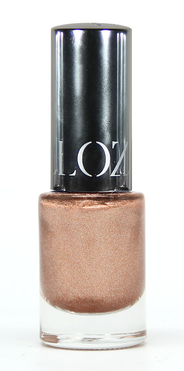 YZ Лак для ногтей GLAMOUR, тон 33, 12 мл6105 YZ Лак для ногтей GLAMOUR, тон 33, 12 мл6105Коллекция лаков для ногтей YLLOZURE Гламур - это роскошные, супермодные цвета, стойкое покрытие и бережный уход за ногтями.Быстросохнущие лаки YLLOZURE созданы специально, чтобы обеспечить ногтям безупречный внешний вид, идеальную защиту и питание. Современные полимерные соединения, входящие в их состав, придают лаковому покрытию пластичность и прочность, сохраняя идеальный блеск даже при контакте с водой и моющими средствами. Формула лака содержит ухаживающий биологически активный комплекс на основе масла вечерней примулы и пантенола.