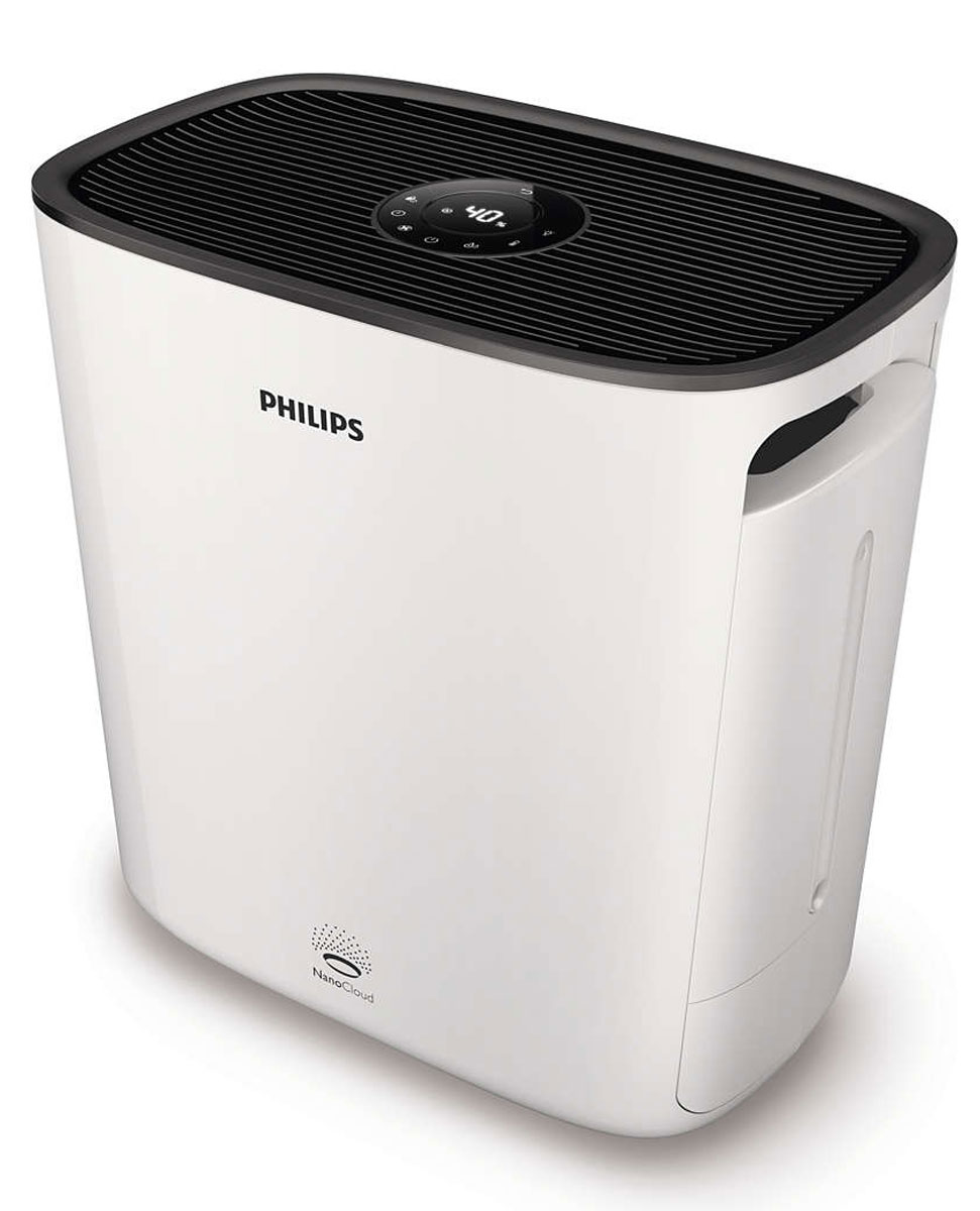 Philips HU5930/10 NanoClean, White мойка воздухаHU5930/10 Philips HU5930/10 NanoClean, White мойка воздухаHU5930/10Дышите чистым воздухом благодаря Philips NanoClean. Эффективная технология увлажнения NanoCloud и очищение на наноуровне с помощью фильтра Nano Protect предотвращают развитие симптомов аллергии, делая воздух более здоровым и свежим.Превосходное увлажнение благодаря технологии NanoCloud:Гигиеничность и безопасность технологии Philips NanoCloud подтверждена сертификатом. Доказанная эффективность: на 99 % меньше бактерий в воздухе по сравнению с ультразвуковыми увлажнителями. Эта технология защищает ваше здоровье в долгосрочной перспективе, обеспечивая чистый воздух, практически полностью очищенный от патогенных организмов и плесени. Невидимые частицы мелкодисперсного водяного пара, создаваемые технологией Philips NanoCloud, не оставляют белой пыли и мокрых пятен. Высокая эффективность увлажнения до 500 мл/ч.4 точные настройки уровня увлажнения:Технология Philips NanoCloud сделает воздух в доме, офисе и любом другом помещении свежим и здоровым, так как с ее помощью постоянно поддерживается оптимальный уровень постоянной и даже относительной влажности — от 40 % до 60 %. Настройки увлажнения (40 %, 50 %, 60 % и непрерывное увлажнение) обеспечивают широкий выбор возможностей и позволяют автоматически контролировать уровень влажности в помещении в соответствии с потребностями. При оптимальном уровне влажности воздух становится более свежим, а также снижается риск возникновения заболеваний, вызванных сухостью воздуха.4 режима работы вентилятора:4 различных режима позволяют с легкостью выбрать желаемую скорость вентилятора: скорость 1, скорость 2, скорость 3 и автоматический режимФильтр Nano Protect для защиты на наноуровне эффективно удаляет частицы размером 0,02 мкм:Фильтр Nano Protect с защитой на наноуровне эффективно удаляет 99 % бактерий и удерживает мельчайшие загрязнения размером до 0,02 мкм, в том числе мелкую пыль, пыльцу и бактерии. Поверхность фильтра для частиц раскрывается до 1,17 м2 для высокоэффективной фильтрации. Уменьшает количество аллергенов и предотвращает возникновение симптомов аллергии. Высокая эффективность очищения — CADR до 140 м3/ч.Оповещения системы контроля качества воздуха:Функция оповещений системы контроля качества воздуха своевременно предупреждает о том, что требуется заменить фильтр. Если замена загрязненного фильтра не была проведена своевременно, устройство перестает работать, так как очистка воздуха не выполняется. Вращающийся увлажняющий фильтр не останавливается в воде, он перестает вращаться при полном отсутствии воды или при достижении предварительно установленного уровня влажности. При этом вентилятор продолжит вращаться в режиме очистителя, высушивая увлажняющий фильтр. Воздух в вашем доме всегда будет свежим.Цифровой дисплей с интеллектуальным датчиком:Благодаря интеллектуальному датчику цифровой дисплей отображает точные сведения об уровне влажности и температуры в помещении. Если устройство обнаружит, что в резервуаре закончилась вода, светодиодное оповещение об отсутствии воды вовремя напомнит вам о необходимости наполнить резервуар.Цифровой таймер на 1–8 ч и отключение индикации:Цифровой сенсорный дисплей позволяет с легкостью устанавливать значения таймера (от 1 до 8 часов) и обеспечивает простоту и удобство использования. При желании можно отключить светодиодную индикацию, что очень удобно в ночные часы.Простота очистки:Продуманная внутренняя конструкция обеспечивает простоту очистки и обслуживания увлажняющего фильтра, поддона и резервуара для воды.