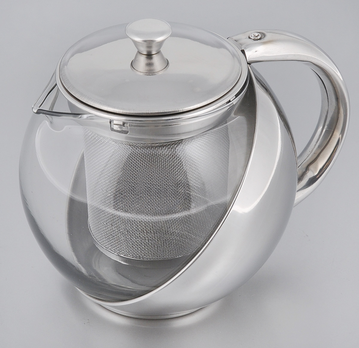 Чайник заварочный Miolla, с фильтром, 500 млDHA030B Чайник заварочный Miolla, с фильтром, 500 млDHA030BЗаварочный чайник Miolla, изготовленный из термостойкого стекла,предоставит вам все необходимые возможности для успешного заваривания чая.Чай в таком чайнике дольше остается горячим, а полезные и ароматическиевещества полностью сохраняются в напитке. Чайник оснащен фильтром, выполненном из нержавеющей стали. Простой и удобный чайник поможет вам приготовить крепкий, ароматный чай.Нельзя мыть в посудомоечной машине. Не использовать в микроволновой печи.Диаметр чайника (по верхнему краю): 7 см.Высота чайника (без учета крышки): 10 см.Высота фильтра: 8 см.