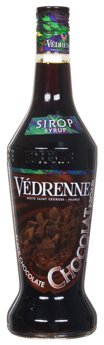 Vedrenne Шоколад сироп, 0,7 лSVDRCN-070B01 Vedrenne Шоколад сироп, 0,7 лSVDRCN-070B01Современный шоколадный сироп изготавливается на основе какао-бобов, сахара и очищеннойводы. Он хорошо смешивается с другими ингредиентами, поэтому часто используется приприготовлении кофе и напитков на его основе, молочных шейков, прохладительных напитков иалкогольных коктейлей, выпечки, десертов, пудингов и самых разнообразных кондитерскихизделий.Сиропы изготавливаются на основе натурального растительного сырья, фруктовых и ягодныхсоков прямого отжима, цитрусовых настоев, а также с использованием очищенной воды безвредных примесей, что позволяет выдержать все ценные и полезные свойства натуральныхфруктово-ягодных плодов и трав. В состав сиропов входит только натуральный сахар,произведенный по традиционной технологии из сахарозы. Благодарявысокому содержанию концентрированного фруктового сока, сиропы Vedrenne обладаютизысканным ароматоми натуральным вкусом, являются эффективным подсластителем при незначительнойкалорийности. Они оптимизируют уровень влажности и процесс кристаллизации десертов,хорошо смешиваются с другими ингредиентами и способствуют улучшению вкусовых качествнапитков и десертов.Сиропы Vedrenne разливаются в стеклянные бутылки с яркими этикетками, на которыхизображен фрукт, ягода или другой ингредиент, определяющий вкусовые оттенки того илииного продукта Vedrenne. Емкости с сиропами Vedrenne герметичны, поэтому не позволяютсодержимому контактировать с микроорганизмами и другими губительными внешнимивоздействиями. Кроме того, стеклянные бутылки выглядят оригинально и стильно.В настоящее время компания Vedrenne считается одним из лучших производителейвысококлассных сиропов, отличающихся натуральным вкусом, а также насыщенным ароматом иглубоким цветом. Фруктовые сиропы Vedrenne пользуются большой популярностью не тольково Франции (где их широко используют как в сегменте HoReCa, так и в домашних условиях), но иэкспортируются более чем в 50 стран мира.Цвет: жареных каштановАромат: пряный, амбровый аромат темного шоколадаВкус: терпкий, выразительный вкус с тонкой горьковатой нотой плодов какаоРецепт коктейля Вишня в КоньякеИнгредиенты:15 мл сиропа Vedrenne Шоколад;15 мл вишневого ликера;10 мл лимонного сока;15 мл коньяка Коктейльная вишня.Способ приготовления:В стопку послойно через ложку налить шоколадный сироп, вишневый ликер, лимонный сок иконьяк. Погрузить в бокал вишню.Состав: сахарный сироп, вода, натуральный ароматизатор, краситель E150a (сахарный колер), консервант E202.