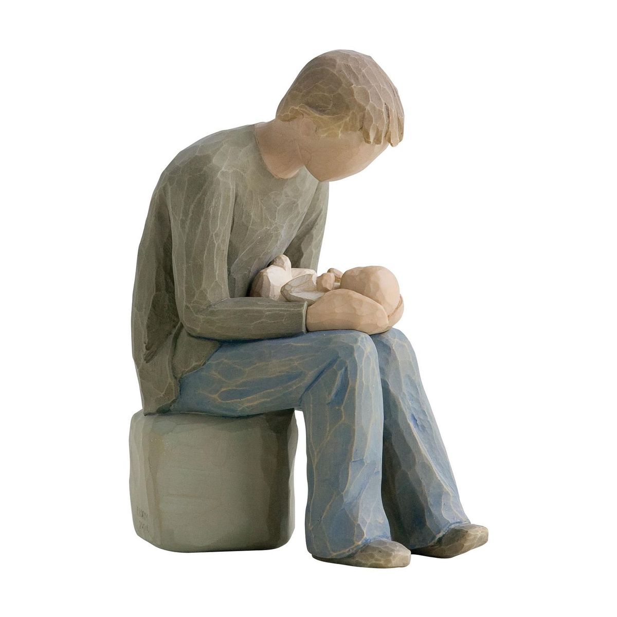 Фигурка декоративная Willow Tree Стать отцом, высота 14 см26129 Фигурка декоративная Willow Tree Стать отцом, высота 14 см26129Декоративная фигурка Willow Tree создана канадским скульптором Сьюзан Лорди. Фигурка выполнена из искусственного камня (49% карбонат кальция мелкозернистой разновидности, 51% искусственный камень).Фигурка Willow Tree – это настоящее произведение искусства, образная скульптура в миниатюре, изображающая эмоции и чувства, которые помогают чувствовать себя ближе к другим, верить в мечту, выражать любовь.Фигурка помещена в красивую упаковку.Купить такой оригинальный подарок, значит не только украсить интерьер помещения или жилой комнаты, но выразить свое глубокое отношение к любимому человеку. Этот прекрасный сувенир будет лучшим подарком на день ангела, именины, день рождения, юбилей.