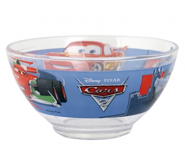 Салатник Luminarc Disney Cars, 500 млH1497 Салатник Luminarc Disney Cars, 500 млH1497Салатник Luminarc Disney Cars, объемом 500 мл, порадует вашего ребенка. Идеален для сервировки легких летних салатов. Материал: ударопрочное стекло, устойчивое к резким перепадам температуры.Можно мыть в посудомоечной машине и использовать в СВЧ.