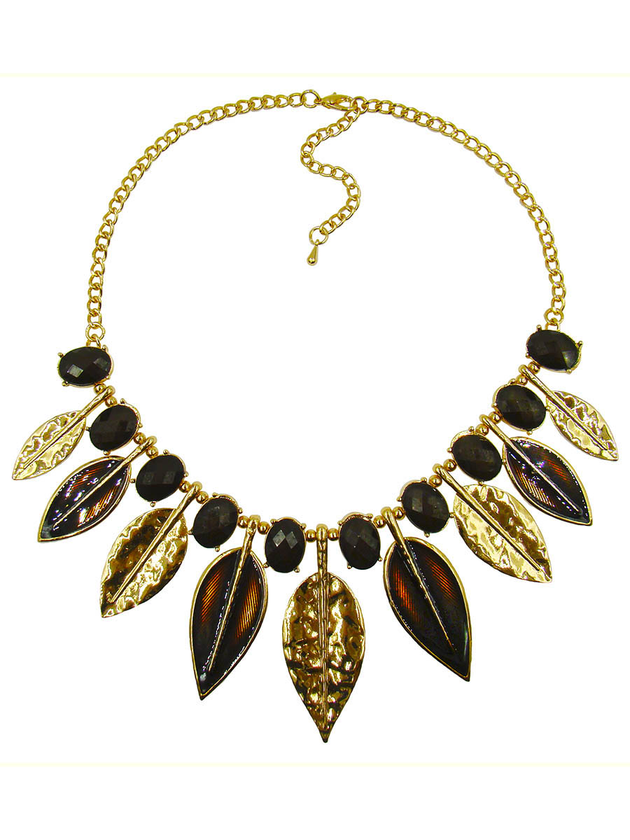 Колье Taya, цвет: золотистый, коричневый. T-B-985639890|Колье (короткие одноярусные бусы) Колье Taya, цвет: золотистый, коричневый. T-B-985639890|Колье (короткие одноярусные бусы)Элегантное колье Taya выполнено из золотистого металлического сплава. Колье оформлено чередующимися подвесками в виде золотистых и покрытых коричневой эмалью листьев различного размера. Изделие застегивается на замок-карабин, длина изделия регулируется за счет дополнительных звеньев.Изысканное колье станет оригинальным аксессуаром как для повседневного, так и для вечернего наряда, оно подчеркнет вашу индивидуальность и неповторимый стиль