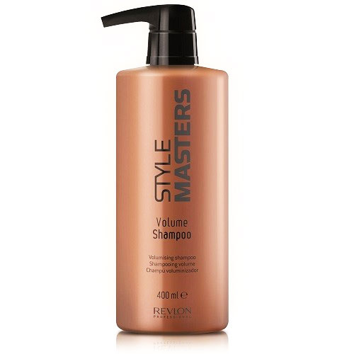 Revlon Professional Style Шампунь для объёма волос Masters Volume Shampoo 400 мл7207625000 Revlon Professional Style Шампунь для объёма волос Masters Volume Shampoo 400 мл7207625000Revlon Professiona Style Masters Volume Shampoo Шампунь для объёма волос создан специально для тщательного очищения волос, а также для придания волосам эффекта объёма. Уже после первого использования данного продукта от компании Ревлон волосы становятся сильными и объёмными, при этом не теряя интенсивность натурального цвета. Шампунь Revlon Профессионал Style Masters Volume обеспечивает правильное и полноценное питание волос, придаёт им гладкость и шелковистость, обладает восстанавливающими свойствами, защищает волосы от негативных воздействий окружающей среды, в том числе от вредных ультрафиолетовых лучей. При использовании данного шампуня устраняется проблема спутывания волос, при этом процесс расчёсывания становится комфортным и приятным.Шампунь Ревлон Professional Volume – прекрасное средство для ежедневного и полноценного ухода за волосами, а также для придания им великолепного эффекта объёма.