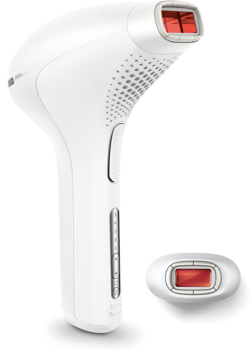 Фотоэпилятор Philips Lumea Prestige SC2007/00 с 2-мя насадками для тела и лицаSC2007/00 Фотоэпилятор Philips Lumea Prestige SC2007/00 с 2-мя насадками для тела и лицаSC2007/00Philips Lumea Prestige — самое эффективное беспроводное решение IPL, помогающее предотвратить повторный рост волос на лице и теле. При регулярном воздействии световых импульсов кожа остается гладкой и шелковистой каждый день.Адаптировано для безопасного и эффективного использования в домашних условиях:В основе работы фотоэпилятора Philips Lumea лежит технология интенсивного светового импульса (IPL), которая используется для удаления волос в профессиональных салонах красоты. Компания Philips адаптировала эту технологию для безопасного использования в комфортной домашней обстановке. Эта уникальная система удаления волос от Philips была разработана в сотрудничестве с ведущими дерматологами. Более 10 лет мы активно проводили испытания этой технологии с участием более 2000 женщин.Гладкая кожа каждый день:Philips Lumea бережно воздействует на корень волоса при помощи технологии светового импульса. В результате рост волос на теле постепенно сокращается. При проведении повторных процедур кожа сохраняет превосходную гладкость надолго.Эффективная эпиляция без усилий:Клинические исследования показали, что после проведения четырех сеансов с частотой раз в две недели количество волос заметно сокращается, и кожа становится более гладкой. Для поддержания результатов просто повторяйте процедуру по мере необходимости. Интервал зависит от индивидуальных особенностей роста волос. — Чтобы увеличить изображение, нажмите на рисунок в галерее изображений в верхней части страницыПодходит для большинства типов волос и кожи:Система Philips Lumea эффективно удаляет (натуральные) русые, каштановые и черные волосы. Как и другие фотоэпиляторы, Philips Lumea НЕ эффективен для удаления рыжих, светло-русых и седых волос. Также Philips Lumea НЕ подходит для очень темной кожи.Безопасное и эффективное воздействие даже на чувствительных зонах:Прибор подходит для удаления волос на лице (область над верхней губой, подбородок и виски) и теле, например на ногах, животе и руках, в области подмышек и зоне бикини.Специальная насадка для безопасного удаления волос на лице:Прецизионная насадка имеет дополнительный встроенный оптический фильтр и обеспечивает безопасность и удобство при использовании в области верхней губы, подбородка и висков. Она также подходит для чувствительных участков тела, таких как область подмышек, бикини и труднодоступные участки.Не нужно покупать дополнительные запасные части, никаких лишних расходов:Philips Lumea — это комплексная система, которая готова к использованию сразу после извлечения из упаковки. Более того, для нее не требуется замена лампы в течение всего срока использования, а также применение гелей во время сеансов эпиляции.Пять настроек интенсивности светового импульса:Фотоэпилятор Lumea от Philips оснащен пятью настройками интенсивности светового импульса, обеспечивающими мягкое, но эффективное воздействие. При правильном использовании фотоэпилятор Philips Lumea безопасен и удобен в использовании даже на чувствительной коже.Спектр света: насадка для тела > 570 нм; прецизионная насадка > 600 нмВысококачественная лампа обеспечивает около 250000 вспышекИнтенсивность светового импульса насадки для лица: 2,6—5,9 Дж/см2Интенсивность светового импульса насадки для тела: 2,5—5,6 Дж/см2Встроенный УФ-фильтр