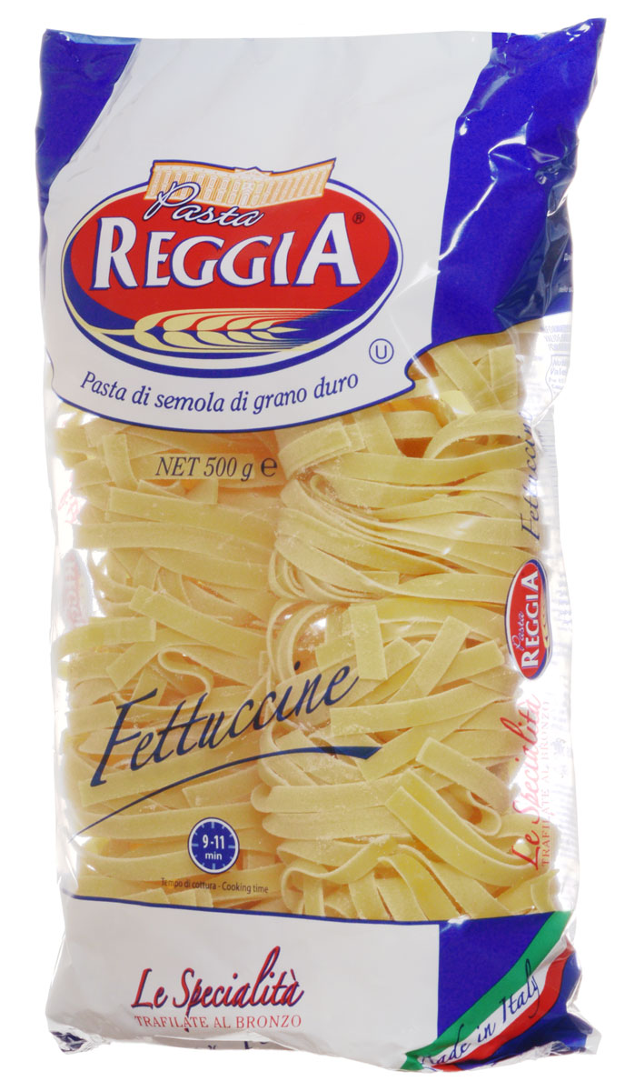 Pasta Reggia Гнезда широкие макароны, 500 г8008857406145 Pasta Reggia Гнезда широкие макароны, 500 г8008857406145Pasta Reggia предлагает сегодня российскому рынку более 70 видов длинных, коротких и специальных форматов произведенных пусть и на самом современном оборудовании, но по классическим рецептам неаполитанской кухни Юга Италии.Pasta Reggia Гнезда - это качественный продукт, приготовленный из муки высшего качества твердых сортов пшеницы, благодаря чему имеет прекрасные свойства при варке - они, в отличие от других макарон, очень хорошо держат форму и не развариваются.Pasta Reggia - Искусство на столе.