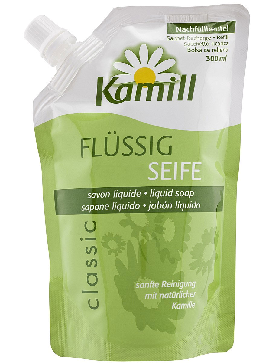 Мыло жидкое для рук Kamill Classic, запасной блок, 300 мл26950640 Мыло жидкое для рук Kamill Classic, запасной блок, 300 мл26950640Мыло жидкое для рук Kamill Classic с регулирующей баланс кожи формулой. Благодаря концентрированной силе ромашки снимает раздражение и нежно ухаживает за кожей. Ромашка обеспечивает дополнительную защиту и способствует регенерации клеток уставшей кожи рук. Мягкое мыло для рук очищает и предлагает натуральный уход. Характеристики: Объем: 300 мл. Производитель: Германия. Артикул: 013613.Kamill - линия косметических средств на основе экстракта ромашки, которая производится немецкой компанией Burnus GmbH. Она включает в себя большой выбор кремов и лосьонов для рук и ногтей, средства по уходу за лицом и телом, а также гели для душа и пены для ванны. Центральный компонент марки - ромашка - оказывает на кожу успокаивающее и противовоспалительное действие. В течение столетий кремы для рук, мази и настои, изготовленные из цветков ромашки, помогали снимать раздражение и смягчать кожу. Чудесное растение брало свою силу у всех четырех стихий: земли, воды, воздуха и солнца. Теперь ромашка, заботливо выращиваемая в тщательно контролируемых, экологически безупречных условиях, дарит вам свои целебные свойства в кремах и лосьонах для рук Kamill. Линия средств Kamill по уходу за лицом и телом - качественная косметика для женщин, которая понравится даже самой требовательной коже.Товар сертифицирован.
