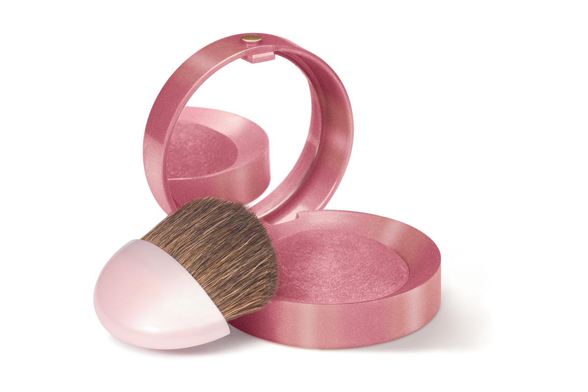 Bourjois Румяна blush 33 тон 2 мл29101562033 Bourjois Румяна blush 33 тон 2 мл29101562033Шелковая текстура румян при соприкосновении с кожей превращается в легкую, бархатистую пудру. Румяна невероятно легко наносятся и идеально ложатся. Твоя кожа выглядит потрясающе! Нежнейшая кисточка из натурального колонка творит чудеса! Потрясающая отдушка с ароматом розы, характерная для румян Bourjos, создает настроение легкости, а встроенное зеркальце облегчает нанесение. Cтолько соблазна в одной маленькой круглой баночке!
