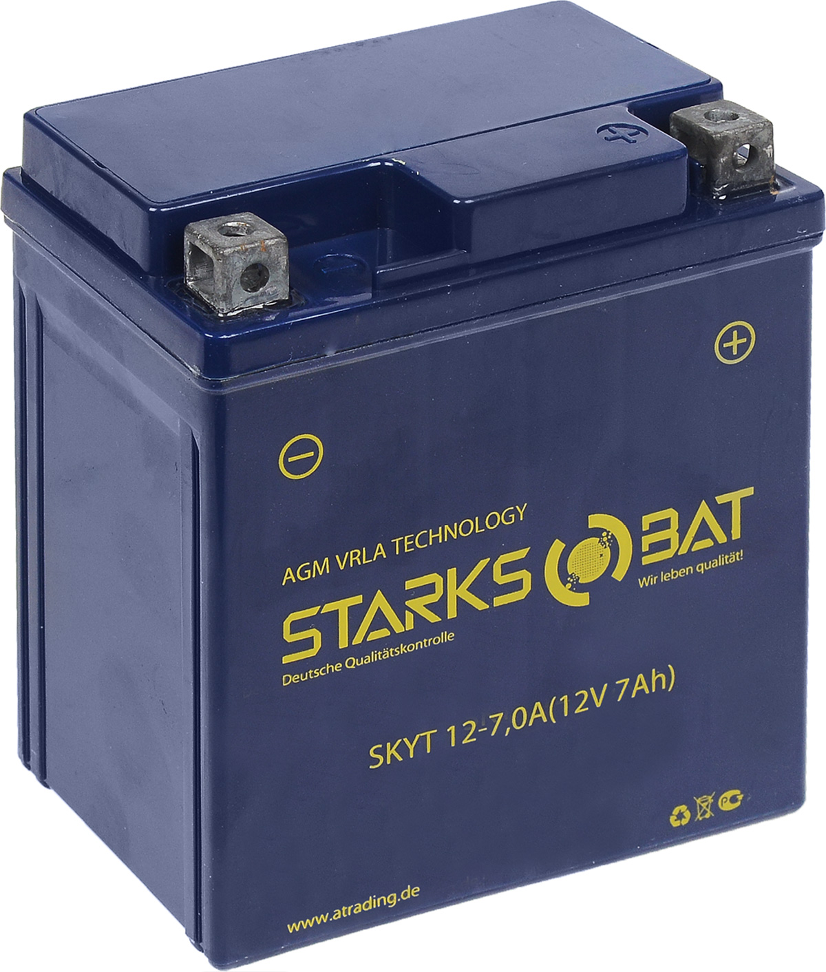 Батарея аккумуляторная для мотоциклов Starksbat. YT 12-7.0А (YTX7L-BS)YT 12-7.0A Батарея аккумуляторная для мотоциклов Starksbat. YT 12-7.0А (YTX7L-BS)YT 12-7.0AАккумулятор Starksbat изготовлен по технологии AGM, обеспечивающей повышенный уровень безопасности батареи и удобство ее эксплуатации. Корпус выполнен из особо ударопрочного и морозостойкого полипропилена. Аккумулятор блестяще доказал свои высокие эксплуатационные свойства в самых экстремальных условиях бездорожья, высоких и низких температур.Аккумуляторная батарея Starksbat производится под знаменитым немецким контролем качества, что обеспечивает ему высокие пусковые характеристики и восстановление емкости даже после глубокого разряда.Напряжение: 12 В.Емкость: 7 Ач.Полярность: прямая (+ -).Ток холодной прокрутки: 115 Аh (EN).