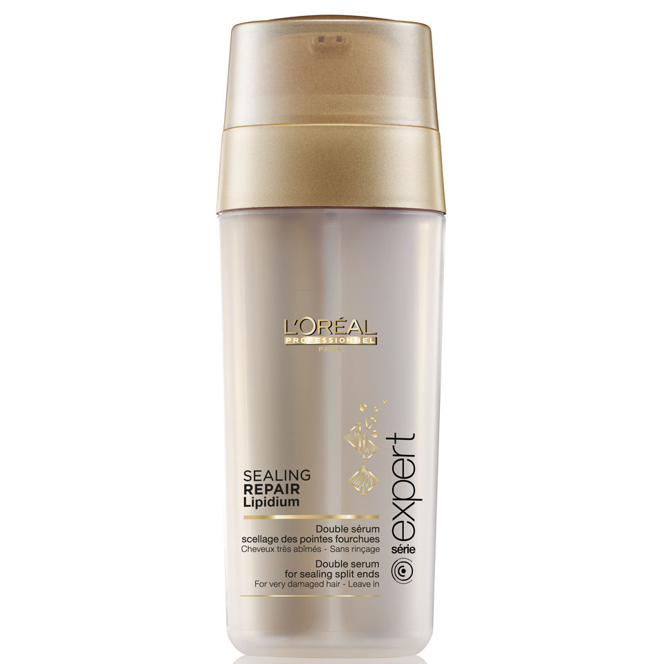 LOreal Professionnel Двухфазная сыворотка для волос Expert Absolut Repair Lipidium - 30 млE0641143 LOreal Professionnel Двухфазная сыворотка для волос Expert Absolut Repair Lipidium - 30 млE0641143Профессиональное средство для ухода за сильно поврежденными волосами. Моментально восстанавливает поврежденные кончики. Двухфазная сыворотка проникает глубоко к центру волоса, реконструируя волосы. Ксилоза способствует воссоединению клеточной структуры волос, улучшает их целостность и защищает от агрессивных внешних воздействий. Запечатывает кончики.