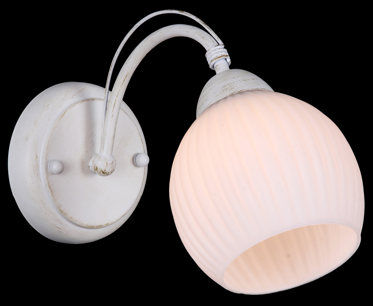 Бра Natali Kovaltseva, 1 х E27, 60W, цвет: золотой. 10855/1W10855/1W GOLD IVORY Бра Natali Kovaltseva, 1 х E27, 60W, цвет: золотой. 10855/1W10855/1W GOLD IVORYБра Natali Kovaltseva, выполненное в классическом стиле, станет украшением вашей комнаты и изысканно дополнит интерьер. Изделие крепится к стене. Такое бра отлично подойдет для освещения кабинета, спальни или гостиной. Бра выполнено из металла с хромированным покрытием, плафон изготовлен из матового стекла. В коллекциях Natali Kovaltseva представлены разные стили - от классики до хайтека. Дизайн и технологическая составляющая продукции разрабатывается в R&D центре компании, который находится в г. Дюссельдорф, Германия. При производстве продукции используются высококачественные и эксклюзивные материалы: хрусталь ASFOR, муранское стекло, перламутр, 24-каратное золото, бронза. Производство светильников соответствует стандарту системы менеджмента качества ISO 9001-2000. На всю продукцию ТМ Natali Kovaltseva распространяется гарантия.