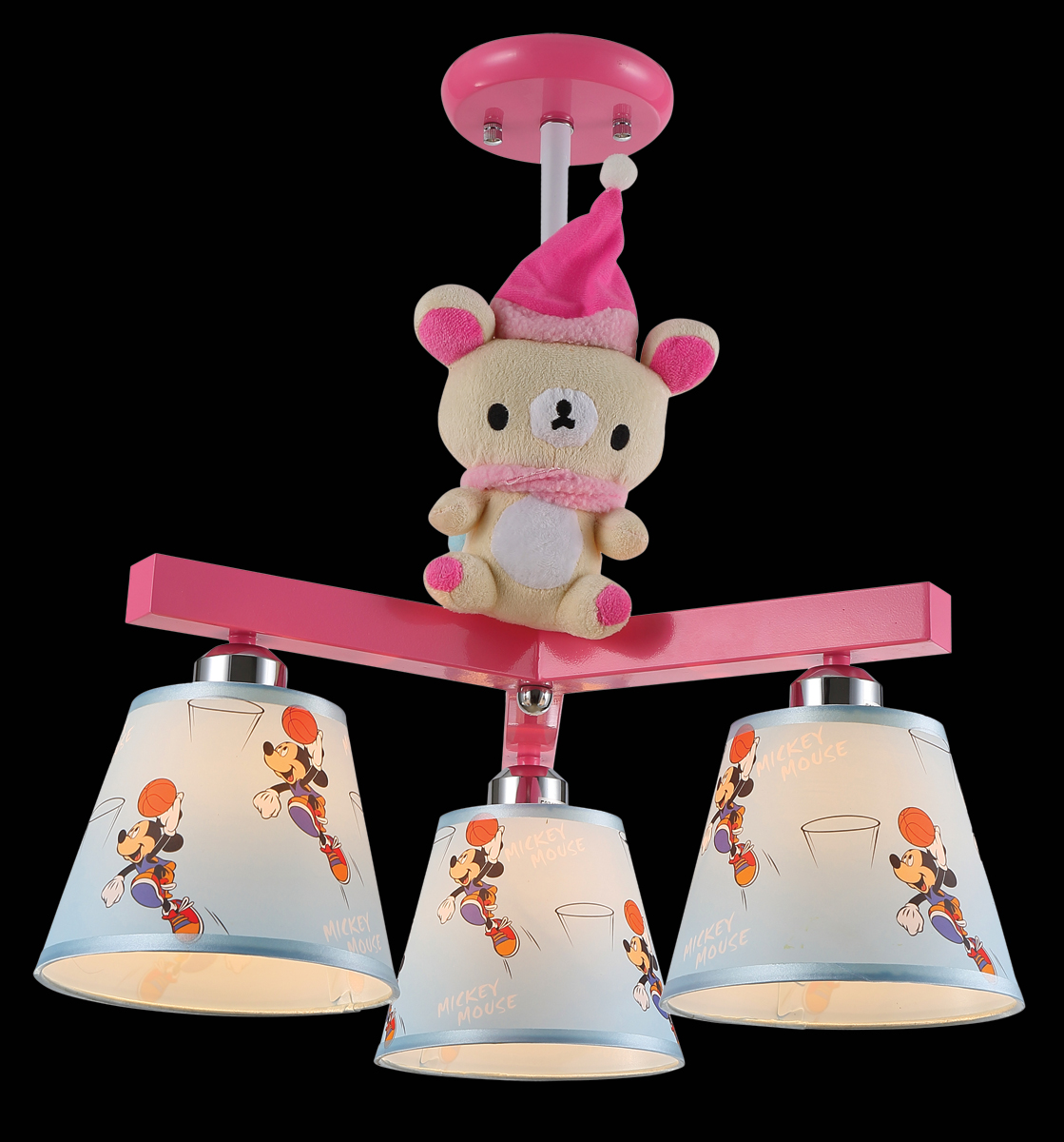Светильник Natali Kovaltseva Teddy, 3 x E27, 40W. 124/3C10866/5C WHITE GOLD Светильник Natali Kovaltseva Teddy, 3 x E27, 40W. 124/3C10866/5C WHITE GOLDДетский подвесной светильник Natali Kovaltseva станет украшением детской комнаты и оригинально дополнит интерьер. Изделие крепится к потолку. Светильник из металла с цветным покрытием снабжен тремя плафонами с изображениями Микки Мауса и дополнен мягкой игрушкой в виде медвежонка в колпачке.В коллекциях Natali Kovaltseva представлены разные стили - от классики до хайтека. Дизайн и технологическая составляющая продукции разрабатывается в R&D центре компании, который находится в г. Дюссельдорф, Германия. При производстве продукции используются высококачественные и эксклюзивные материалы: хрусталь ASFOR, муранское стекло, перламутр, 24-каратное золото, бронза. Производство светильников соответствует стандарту системы менеджмента качества ISO 9001-2000. На всю продукцию ТМ Natali Kovaltseva распространяется гарантия.