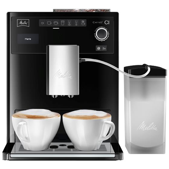 Melitta Caffeo CI, Black кофемашинаE970-103 Melitta Caffeo CI, Black кофемашинаE970-103Кофемашина Melitta Caffeo CI - единственная интеллектуальная представительница среди аналогичных марок, которая позволяет создавать индивидуальную рецептуру кофе во время приготовления. Пользователи смогут не просто создать, но и сохранить двадцать четыре уникальных рецепта, ориентируясь на собственный вкус. Изменить любые нюансы можно даже в процессе работы аппарата, например, указать иной объем молочной пены. Виртуозный капучинатор, русифицированное меню доставят удовольствие каждому! - Молочная система Plug In - диспенсер для взбивания молока в пышную пенку. Система находится в основном отсеке вывода напитков на фронтальной части кофе-машины. Легко снимается, можно мыть под струей воды.-«Мой кофе» - рецепты на каждого члена семьи. Возможность задать индивидуальные настройки для 6ти напитков для четырех членов семьи. Итого 24 рецепта в памяти кофе-машины - так просто теперь готовить свою любимую чашечку кофе!-Стандартные напитки. На фронтальной части кофе-машины символьно подсвечены кнопки автоматического приготовления: эспрессо, кофе-крем, капучино, латте-маккиато, горячее молоко или молочная пенка, горячая вода.-Возможность изменить параметры напитка в момент приготовления. В процессе помола зерна для чашечки кофе Вы можете задать крепость. Или в процессе заваривания - изменить количество напитка. А при приготовлении пенки для капучино - увеличить объем пенки по Вашему желанию. Таким образом, в процессе приготовления напитка Вы можете изменить: крепость кофе, объем порции, количество пенки, количество чашек.-Bean Select контейнер для кофе - контейнер для зернового кофе с двумя отсеками - под разные виды кофе (по 130 гр. каждый). Также есть отсек для молотого кофе.-Режим сохранения энергии - потребляет на 50% меньше электроэнергии, мощность менее 1 Вт.-Вывод кофе регулируется по высоте до 140мм-Контейнер для воды - с датчиком уровня воды, съемный, 1,8л-Интуитивное управление - символьный дисплей и подсветка панели управления для понятной и легкой работы с машиной. Меню полностью на русском языке.-Программа очистки, декальцинации и чистки молочной системы -одним нажатием запустите программу очистки от кофейных масел или программу очистки от накипи! Кофе-машина сама сигнализирует о необходимости провести программы, после чего одним нажатием кнопки Вы запускаете процесс автоматически.-3-х ступенчатая кофемолка из нержавеющей стали- Молочная система Plug In - диспенсер для взбивания молока в пышную пенку. Система находится в основном отсеке вывода напитков на фронтальной части кофе-машины. Легко снимается, можно мыть под струей воды.-«Мой кофе» - рецепты на каждого члена семьи. Возможность задать индивидуальные настройки для 6ти напитков для четырех членов семьи. Итого 24 рецепта в памяти кофе-машины - так просто теперь готовить свою любимую чашечку кофе!-Стандартные напитки. На фронтальной части кофе-машины символьно подсвечены кнопки автоматического приготовления: эспрессо, кофе-крем, капучино, латте-маккиато, горячее молоко или молочная пенка, горячая вода.-Возможность изменить параметры напитка в момент приготовления. В процессе помола зерна для чашечки кофе Вы можете задать крепость. Или в процессе заваривания - изменить количество напитка. А при приготовлении пенки для капучино - увеличить объем пенки по Вашему желанию. Таким образом, в процессе приготовления напитка Вы можете изменить: крепость кофе, объем порции, количество пенки, количество чашек.-Bean Select контейнер для кофе - контейнер для зернового кофе с двумя отсеками - под разные виды кофе (по 130 гр. каждый). Также есть отсек для молотого кофе.-Режим сохранения энергии - потребляет на 50% меньше электроэнергии, мощность менее 1 Вт.-Вывод кофе регулируется по высоте до 140мм-Контейнер для воды - с датчиком уровня воды, съемный, 1,8л-Интуитивное управление - символьный дисплей и подсветка панели управления для понятной и легкой работы с машиной. Меню полностью на русском языке.-Программа очистки, декальцинации и чистки молочной системы -одним нажатием запустите программу очистки от кофейных масел или программу очистки от накипи! Кофе-машина сама сигнализирует о необходимости провести программы, после чего одним нажатием кнопки Вы запускаете процесс автоматически.-3-х ступенчатая кофемолка из нержавеющей сталиКофемашина оснащена системой автокапучино - капучино или латтэ нажатием одной кнопки, вам не потребуется дополнительно переставлять чашку. Стильный черно-белый диалоговый дисплей, интуитивное меню на русском языке позволяют легко управлять всеми функциями кофемашины, в чем также поможет поворотный регулятор Rotary. Обладатель этой кофемашины легко почувствует себя виртуозным бариста и сможет импровизировать под настроение как в настоящей кофейне, приготовив кофе у себя дома т.к. кофемашина Melitta Caffeo CI оснащена двойным бункером кофейных зерен, для различных видов кофе - вы можете легко переключаться между отсеками, выбирая тот или иной сорт кофе. Любители капучино или латтэ по достоинству оценят стильный контейнер для молока, который можно хранить в холодильнике, а также возможность программировать температуру, объем молока и молочной пенки. Отдельный молочный контейнерОтдельный молочный контейнер легко очищается, гарантирует непревзойдённое наслаждение кофе с молочной пеной, а матовая поверхность из нержавеющей стали придаёт ему элегантный вид. Функция My Coffee MemoryВы хотите установить персональные настройки любимого напитка раз и навсегда? Никаких проблем! Функция My Coffee Memory позволяет индивидуально программировать рецепты Ваших любимых разновидностей кофе. Захочется ли вам крепкого эспрессо или латте макиато с великолепной молочной пенкой - Melitta Caffeo CI запомнит предпочтения каждого! 4 пользователя могут запрограммировать и сохранить рецепты своих любимых напитков, чтобы Вы могли насладиться ими в любое время. Оригинальный процесс приготовленияРазновидности кофе со всего мира, будто приготовленные вручную! Melitta Caffeo CI готовит капучино и латте макиато по оригинальным рецептам, добавляя все ингредиенты в правильном порядке. Melitta Caffeo CI гарантирует наслаждение правильным кофе. Режим 2 чашекОдним нажатием кнопки Melitta Caffeo CI приготовит 2 чашки/стакана кофе сразу. Даже латте макиато и капучино - и, конечно, вам даже не придётся передвигать чашки. Функция Bean SelectЧтобы готовить кофе наилучшим образом, Melitta Caffeo CI оснащена двухкамерным контейнером для зёрен Bean Select. Хотите ли вы чашечку американо утром или эспрессо после обеда: одним щелчком переключателя вы сможете выбрать между зернами средней обжарки или сильной. Специальный отдельный отсек позволяет также использовать и молотый кофе. Простота использованияБлагодаря простой навигации меню, кофемашина удобна и проста в использовании. Подсветка кнопок управления (контроль подсветки) показывает проводимые операции. Индикатор Memory Switch позволит вам легко ориентироваться в меню. Текстовый дисплей с понятными инструкциями подскажет вам как сварить кофе и совершить автоматическую очистку кофемашины. Гигиеничная молочная системаВстроенная молочная система кофемашины Melitta Caffeo CI гарантирует оптимальные гигиенические условия для наилучшего наслаждения кофе. Melitta Caffeo CI имеет автоматическую программу очистки. Вы можете отсоединить молочную систему и очистить её вручную или в посудомоечной машине. Помимо этого, Melitta Caffeo CI оснащена молочным контейнером на 1л, который поместится в любой холодильник, и вы сможете наслаждаться кофе со свежим молоком в любое время. Вывод кофе Все-в-одномMelitta Caffeo CI имеет один вывод кофе для всех напитков. Он легко регулируется и подойдёт для любых размеров чашек и стаканов высотой до 140 мм. Поскольку молочная система соединена с выводом кофе, вам больше не нужно передвигать стаканы или чашки во время приготовления кофе. Особую роль играет светодиоидная подсветка чашек, которая позволяет вашим напиткам всегда быть в центре внимания. Лёгкая очисткаБлагодаря программе Easy Cleaning молочная система очищается быстро и гигиенично. Элементы, соприкасающиеся с молоком, сперва обрабатываются горячей водой, а затем паром. Программа Easy Cleaning может быть запущена в любое время - Melitta Caffeo CI автоматически напомнит вам об этом при каждом использовании молока. Функции сохранения энергииКофемашина Melitta Caffeo CI впечатляет не только элегантным дизайном и передовыми технологиями, но также своей энергоэффективностью. Функции Автовыключения, 0 ватт и Энергосберегающий режим сокращают потребеление энергии до минимума. Это хорошая новость для вашего кошелька и окружающей среды. Съёмный блок завариванияСъемный блок заваривания гарантирует неизменно превосходное наслаждение кофе. Он легко снимается и промывается проточной водой. Благодаря этому в нём не остаётся кофейного осадка, который может испортить вкус вашего кофе. Фильтр для воды В кофемашине Melitta Caffeo CI может быть использован фильтр для воды Melitta® Claris®. С картриджами Melitta® Claris® вода фильтруется каждый раз, когда вы пользуетесь ей, это гарантия истинного вкуса и наслаждение наилучшим кофе. Фильтр также защищает кофемашину от накапливания известкового налёта.