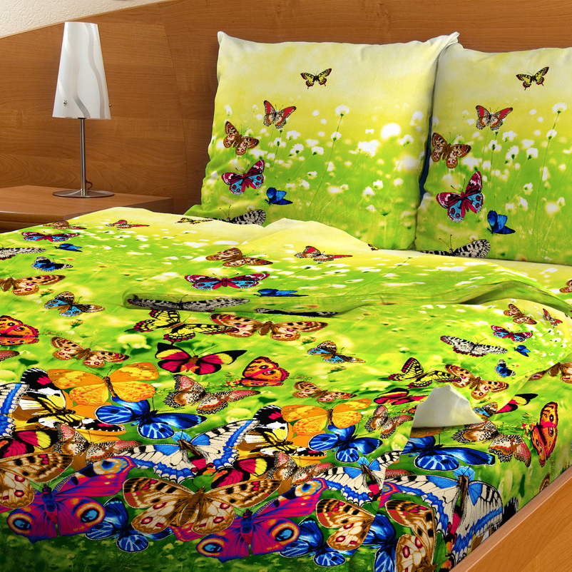 Комплект белья Letto, семейный, наволочки 70x70, цвет: зеленыйB41-7 Комплект белья Letto, семейный, наволочки 70x70, цвет: зеленыйB41-7Серия Letto Традиция выполнена из классической российской бязи, привычной для большинства российских покупательниц. Ткань плотная (125гр/м), используются современные устойчивые красители. Традиционная российская бязь выгодно отличается от импортных аналогов по цене, при том, что сама ткань и толще, меньше сминается и служит намного дольше. Рекомендуется перед первым использованием постирать, но не пересушивать. Применение кондиционера при стирке сделает такое постельное белье мягче и комфортней. Пододеяльник на молнии. Обращаем внимание, что расцветка наволочек может отличаться от представленной на фото.