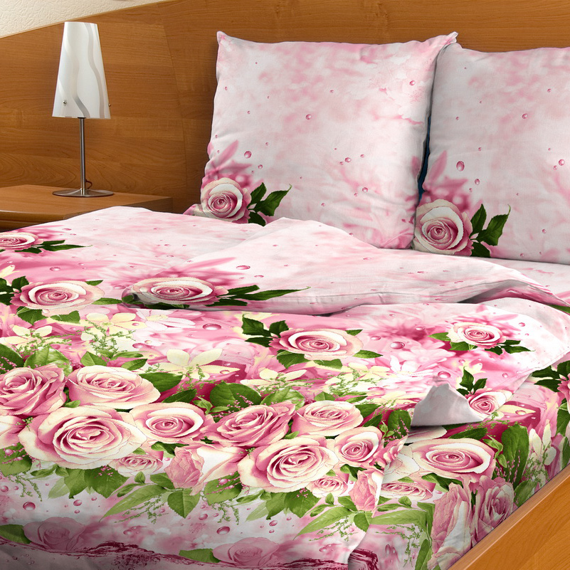 Комплект белья Letto, семейный, наволочки 70x70, цвет: розовыйB40-7 Комплект белья Letto, семейный, наволочки 70x70, цвет: розовыйB40-7Серия Letto Традиция выполнена из классической российской бязи, привычной для большинства российских покупательниц. Ткань плотная (125гр/м), используются современные устойчивые красители. Традиционная российская бязь выгодно отличается от импортных аналогов по цене, при том, что сама ткань и толще, меньше сминается и служит намного дольше. Рекомендуется перед первым использованием постирать, но не пересушивать. Применение кондиционера при стирке сделает такое постельное белье мягче и комфортней. Пододеяльник на молнии. Обращаем внимание, что расцветка наволочек может отличаться от представленной на фото.