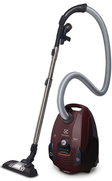 Electrolux SilentPerformer ZSPALLFLR, Dark Bordeaux пылесосZSPALLFLR Electrolux SilentPerformer ZSPALLFLR, Dark Bordeaux пылесосZSPALLFLRЗанимайтесь уборкой без шума. Electrolux SilentPerformer создавался с расчетом на тишину. Двигатель, прошедший оптимизацию с целью понижения шума, особая конструкция контейнера для пыли и новая тихая насадка DustPro обеспечивают уменьшение шума при уборке без ущерба для производительности прибора.360° Motion Technology: позволит дотянуться до дальних уголков.Небольшие предметы, делающие наш дом уютнее, также усложняют уборку. Поэтому Electrolux SilentPerformer оснащен небольшими вращающимися колесами, которые идеально решают проблему уборки вокруг различных предметов и позволяют охватить участки, которые в противном случае было бы непросто убрать.Multi Room System: уборка без труда и за один раз:Убирайтесь за один раз, не прерываясь на то, чтобы вынуть вилку из одной розетки и вставить в другую при переходе из комнаты в комнату. Electrolux SilentPerformer обеспечит увеличенный охват в 12 метров: этого достаточно, чтобы позаботиться о нескольких комнатах за раз – убирайтесь без труда!
