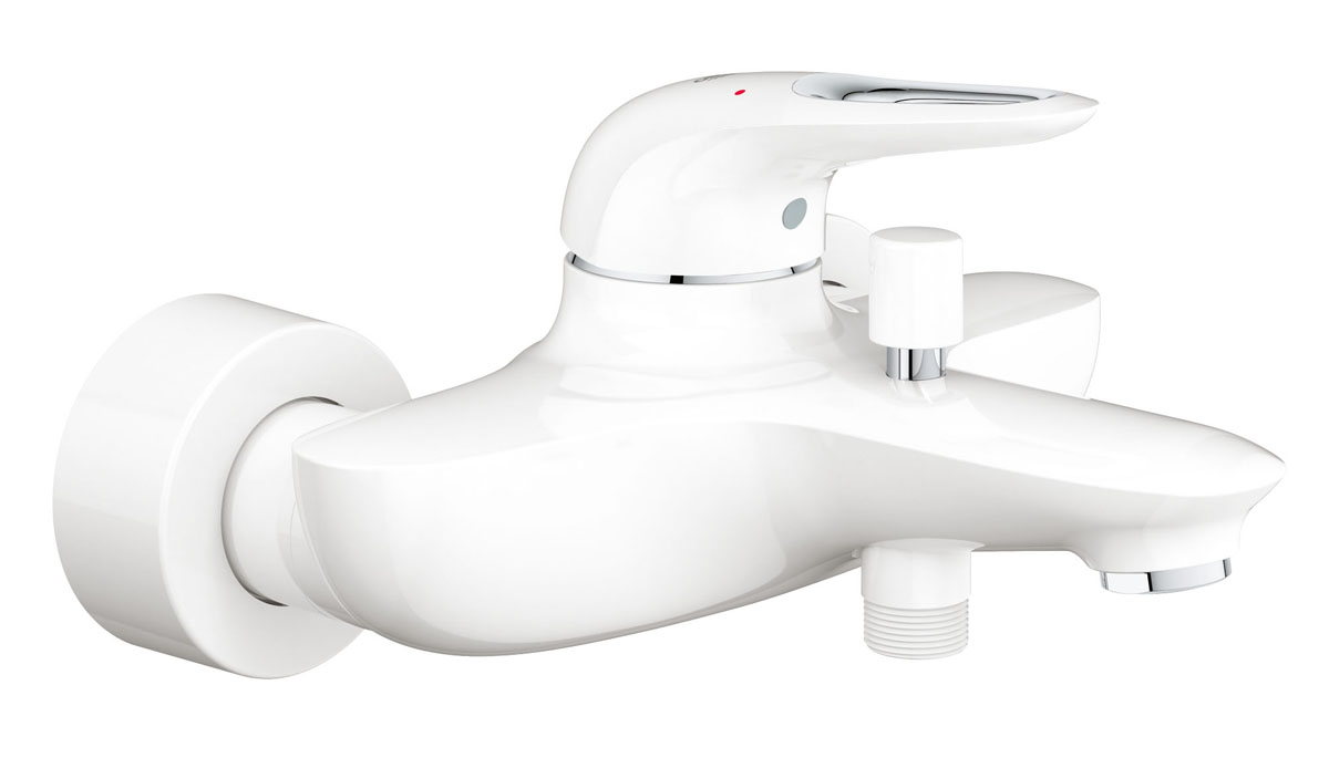 Смеситель для ванны Grohe Eurostyle New. 33591LS333591LS3 Смеситель для ванны Grohe Eurostyle New. 33591LS333591LS3Смеситель для ванны Grohe сочетает в себе отличные эксплуатационные характеристики и оригинальный дизайн. Керамический картридж 35 мм - надежный рабочий элемент. Тело смесителя отлито из высококачественной, безопасной для здоровья пищевой латуни. Смеситель Grohe эргономичен, прост в монтаже и удобен в использовании.