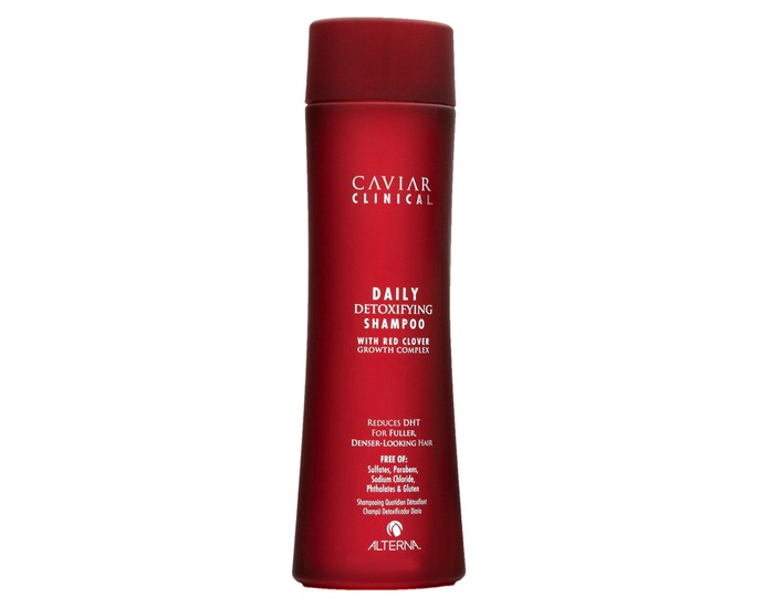 Alterna Шампунь-детокс Caviar Clinical Daily Detoxifying Shampoo — 250 мл66001 Alterna Шампунь-детокс Caviar Clinical Daily Detoxifying Shampoo — 250 мл66001Шампунь-детокс (Caviar Clinical Daily Detoxifying Shampoo) имеет в себе ряд преимуществ. Во-первых, шампунь идеально подходит для всех типов волос. Благодаря своим составляющим он борется сразу с несколькими проблемами. Во-вторых, средство способствует быстрому росту волос и уменьшению выпадения. В-третьих, шампунь сокращает выделение кожного сала. Благодаря чему волосы становятся бархатистыми и нежными внешне. Регулярное использование этого шампуня обеспечивает восстановление структуры кожи. Она становится максимально плотной, упругой и защищённой. В составе имеет уникальный в своём роде экстракт клевера. Благодаря его воздействию волосы восстанавливаются не только внешне (секущиеся концы, жирность), а ещё и изнутри. Компоненты шампуня являются природными, поэтому эффективность и качество средства обеспечены.