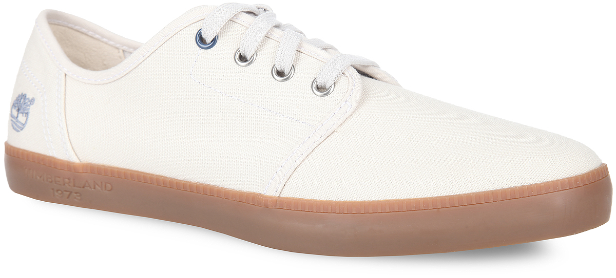 Кеды мужские Timberland Newport Bay Canvas Plain Toe Oxford, цвет: слоновая кость. TBLA14WEM. Размер 7,5 (40)TBLA14WEM Кеды мужские Timberland Newport Bay Canvas Plain Toe Oxford, цвет: слоновая кость. TBLA14WEM. Размер 7,5 (40)TBLA14WEMМодные мужские кеды Newport Bay Canvas Plain Toe Oxford от Timberland заинтересуют вас своим дизайном с первого взгляда! Модель изготовлена из прочного текстиля и оформлена на задней поверхности вышитым логотипом бренда. Шнуровка прочно зафиксирует обувь на вашей ноге. Стелька из материала EVA с текстильной поверхностью обеспечивает комфорт и амортизацию при движении. Рифление на подошве гарантирует идеальное сцепление с поверхностью. Стильные кеды займут достойное место в вашем гардеробе.