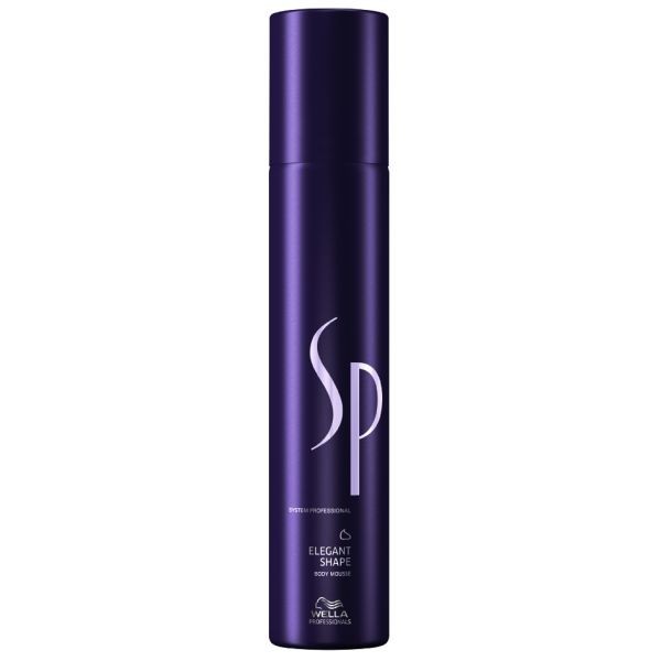 Wella SP Мусс для придания объема Styling Elegant Shape, 300 мл81232495 Wella SP Мусс для придания объема Styling Elegant Shape, 300 мл81232495Мусс для придания объема Elegant Shape от Wella System Professional создает продолжительный объем укладке. Мусс для объема позволит иметь идеально ухоженные и уложенные волосы, быстро создает нужный эффект при укладке, придает волосам здоровое, живое сияние. При создании мусса использовалась технология SP Polishing Technology, как и во всей новой линии стайлинга System Professional. Она придает волосам невероятный блеск, выравнивает поверхность каждого волоса, улучшая его способность отражать свет. Мусс обеспечивает блеск и быстрое придание волосам нужной формы.
