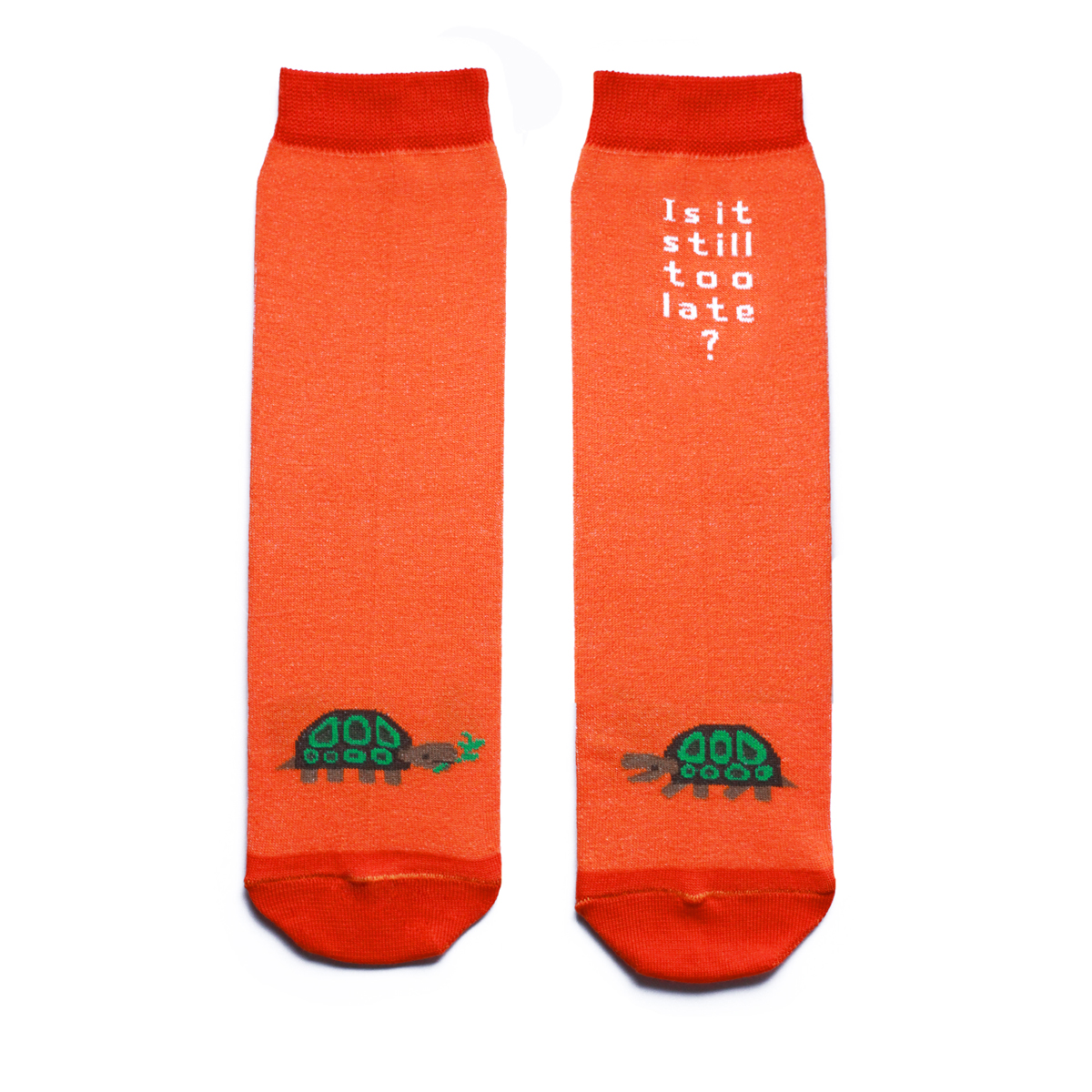 Носки мужские Big Bang Socks, цвет: оранжевый. ca1531. Размер 40/44ca1531 Носки мужские Big Bang Socks, цвет: оранжевый. ca1531. Размер 40/44ca1531Мужские носки Big Bang Socks изготовлены из высококачественного хлопка с добавлением полиамидных и эластановых волокон, которые обеспечивают великолепную посадку. Носки отличаются ярким стильным дизайном, они оформлены изображением черепахи и надписью: Is it still too late?. Удобная широкая резинка идеально облегает ногу и не пережимает сосуды, усиленные пятка и мысок повышают износоустойчивость носка, а удлиненный паголенок придает более эстетичный вид. Дизайнерские носки Big Bang Socks - яркая деталь в вашем образе и оригинальный подарок для друзей и близких.