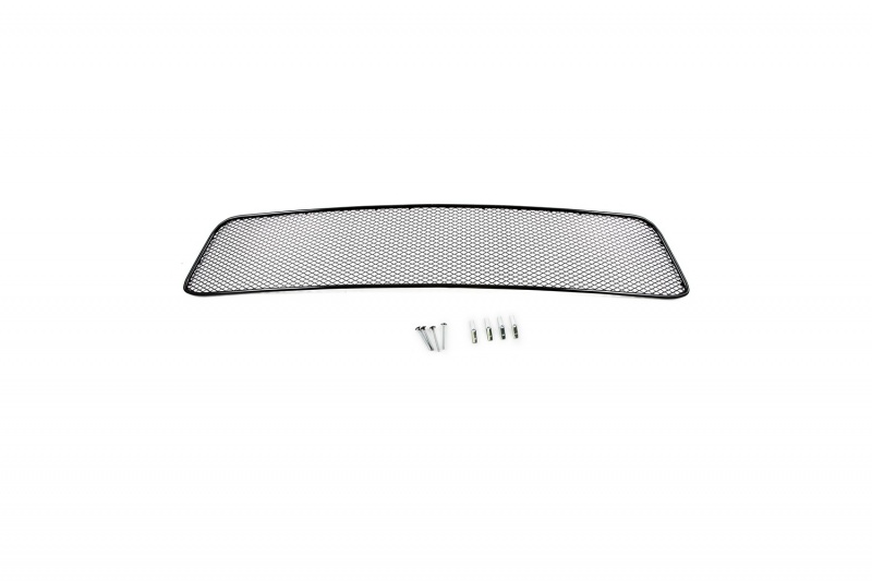 Сетка на бампер внешняя Novline-Autofamily, для RENAULT Duster 2010-201501-430110-15B Сетка на бампер внешняя Novline-Autofamily, для RENAULT Duster 2010-201501-430110-15BВ отличие от универсальных сеток, данный продукт разрабатывается индивидуально под каждый бампер автомобиля. Внешняя защитная сетка радиатора полностью повторяет геометрию решетки бампера и гармонично вписывается в общий стиль автомобиля. При создании продукта мы учли как потребности автомобилистов, для которых важна исключительно защитная функция, так и автолюбителей, которые ищут способы подчеркнуть или создать новый стиль своего авто. Функциональность, тюнинг, или и то, и другое? Выбор только за вами. Сетка для защиты радиатора изготовлена из антикоррозионного материала, что гарантирует отсутствие ржавчины в процессе эксплуатации. Простая установка делает этот продукт необыкновенно удобным. В отличие от универсальных сеток, для установки которых требуется снятие бампера, то есть наличие специализированных навыков и дополнительного оборудования (подъемник и так далее), для установки этого продукта понадобится 20 минут времени и отвертка.