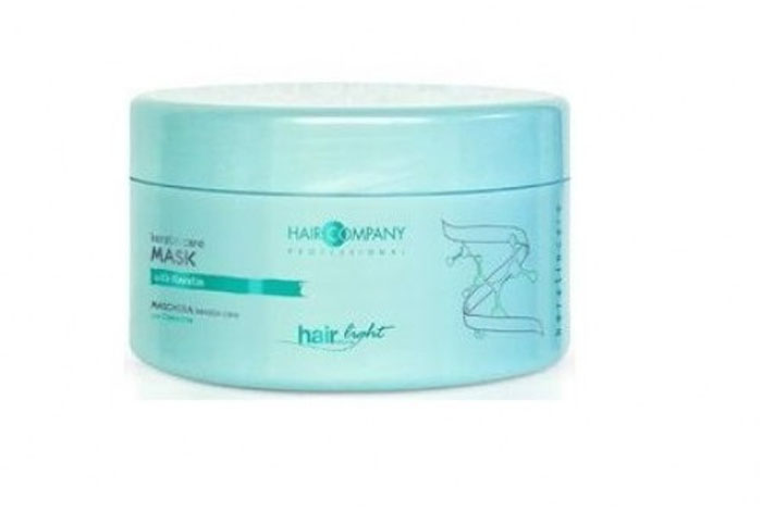 Hair Company Маска для волос с кератином Professional Light Keratin Care Mask 500 мл255855 Hair Company Маска для волос с кератином Professional Light Keratin Care Mask 500 мл255855Маска-уход с кератином HAIR LIGHT KERATIN CARE Mask специально разработана для укрепления тонких и ломких волос. Благодаря формуле с кератином волосы становятся восстановленными и здоровыми. Маска-уход возвращает волосам потерянную силу и делает их гладкими и шелковистыми. Легко наносится на волосы и не утяжеляет их.Продукция линии KERATIN CARE специально разработана для укрепления тонких, ломких и повреждённых волос.Концентрат Кератина проникает глубоко внутрь каждого волоса, в результате чего происходит его полное восстановление от корней до самых кончиков.Таким образом, волосам возвращается их естественное состояние и блеск.Кератин - главный протеин, из которого состоят волосы. Химические и технические процедуры уменьшают его количество и делают волосы слабыми и ломкими. Применение продуктов линии KERATIN CARE, гарантирует максимальное их проникновение в стержень волоса, делая волосы более плотными и восстановленными изнутри