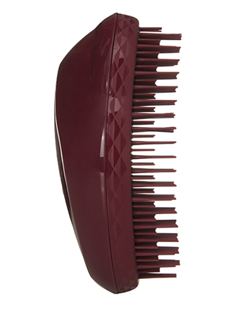 Tangle Teezer Расческа для волос The Original Thick&Curly370510 Tangle Teezer Расческа для волос The Original Thick&Curly370510Tangle Teezer – оригинальная профессиональная расческа для расчесывания волос, которая позволит вам с легкостью всего за одну минуту без рывков и напряжения расчесать мокрые, уязвимые или окрашенные волосы не нарушая структуру волос и не причиняя себе дискомфорта.