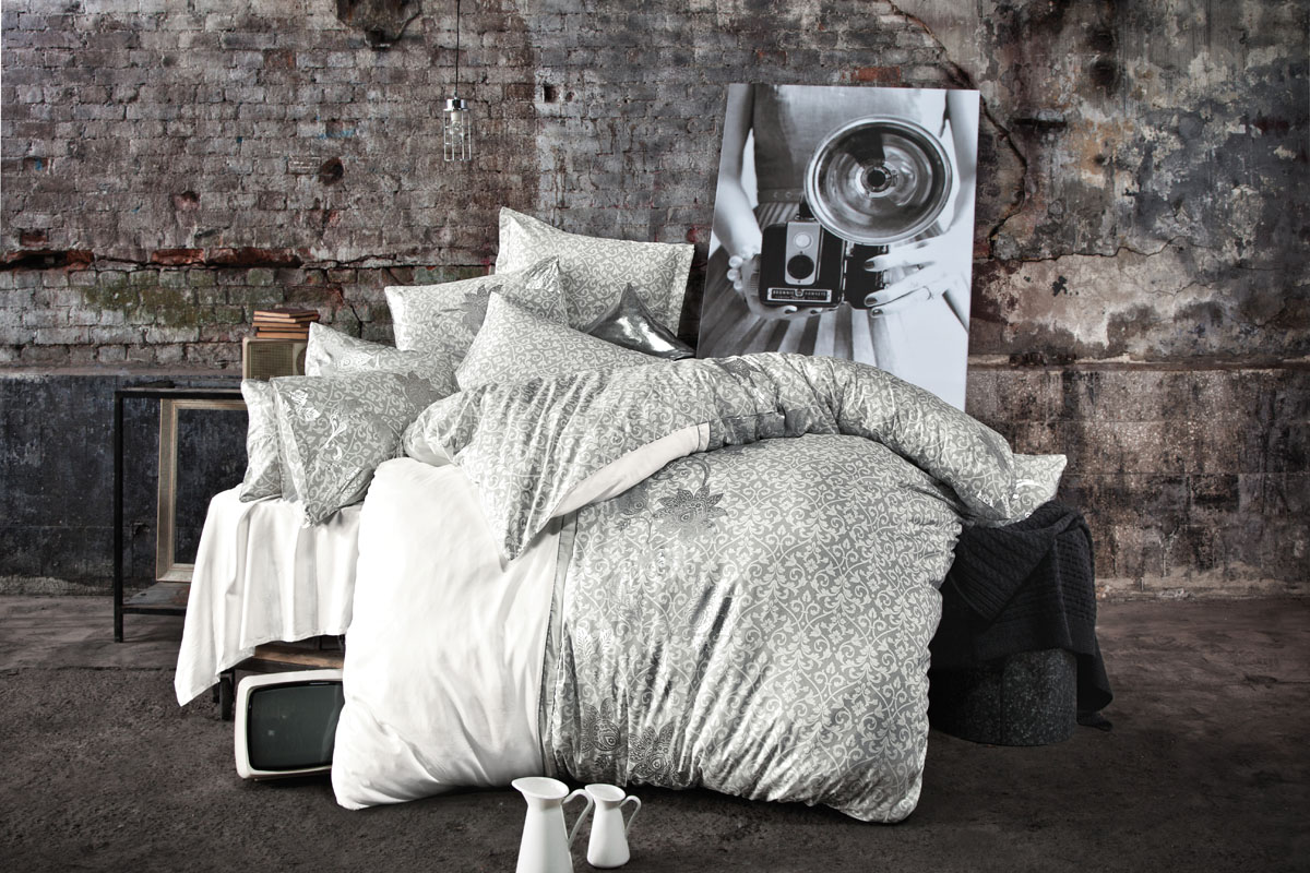 Комплект белья Issimo Home Jasper, евро, наволочки 50x70. 46254625 Комплект белья Issimo Home Jasper, евро, наволочки 50x70. 46254625Все белье Issimo – это образец качества. Ровные швы, качественный хлопок, четкие рисунки на тканях, которые не полиняют и не потеряют яркости долгое время – все это говорит о строгом отношении производителя к своей продукции.