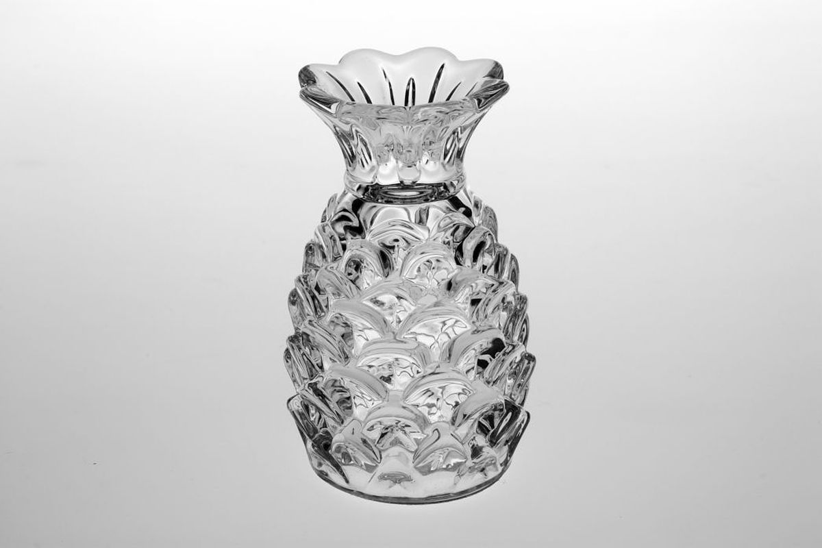 Набор для специй Crystal Bohemia Ананас, 8,4 см, 2 шт990/78456/0/33530/084-209 Набор для специй Crystal Bohemia Ананас, 8,4 см, 2 шт990/78456/0/33530/084-209Настоящий чешский хрусталь с содержанием оксида свинца 24%, что придает изделиям поразительную прозрачность и чистоту, невероятный блеск, присущий только ювелирным изделиям , особое, ни с чем не сравнимое светопреломление и игру всеми красками спектра как при естественном, так и при искусственном освещении. Продукция из Хрусталя соответствуют всем европейским и российским стандартам качества и безопасности. Традиции чешских мастеров передаются из поколения в поколение. А высокая художественная ценность изделий признана искушенными ценителями во всем мире. Продукция из Хрусталя соответствуют всем европейским и российским стандартам качества и безопасности.