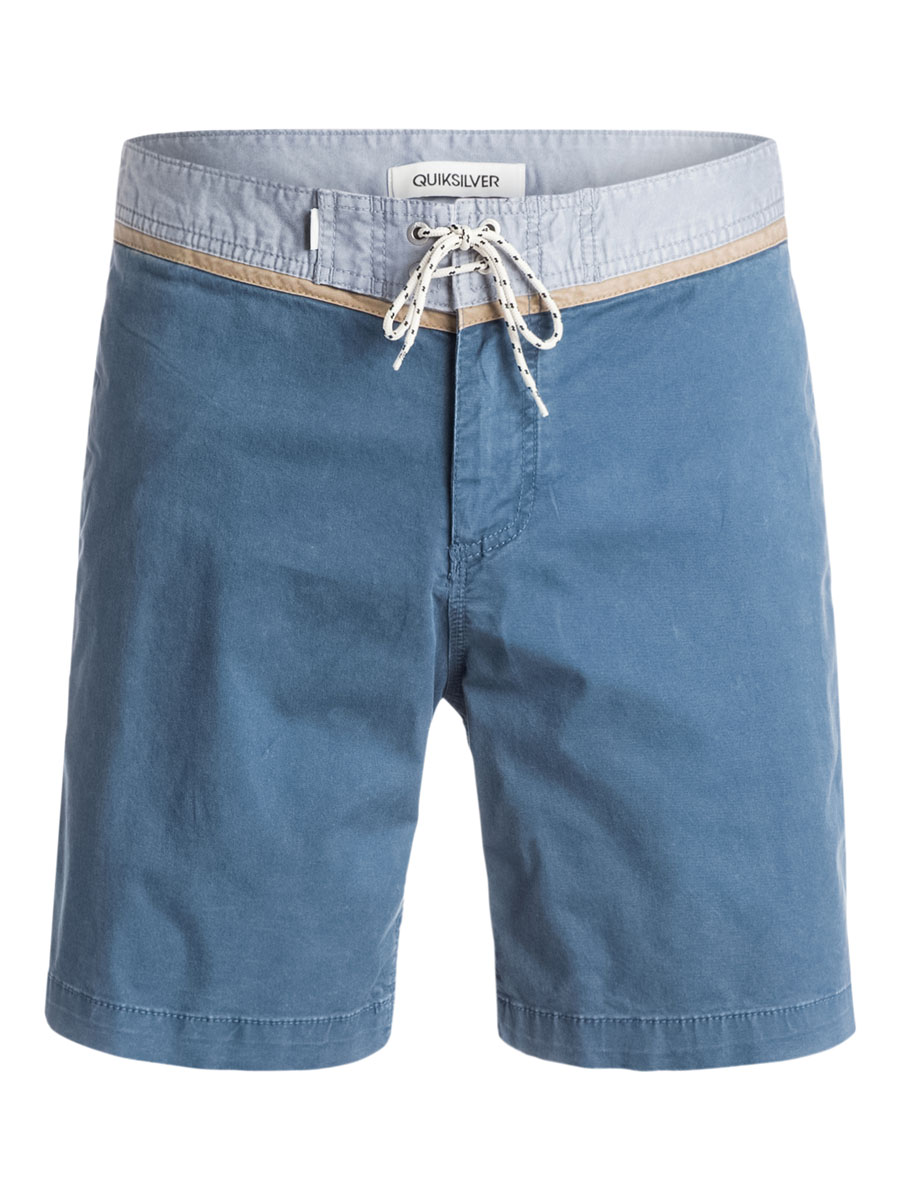 Шорты мужские Quiksilver, цвет: синий. EQYWS03174-BRQ0. Размер 30 (46)EQYWS03174-BRQ0 Шорты мужские Quiksilver, цвет: синий. EQYWS03174-BRQ0. Размер 30 (46)EQYWS03174-BRQ0Стильные мужские шорты Quiksilver выполнены из полиэстера с добавлением эластана. Шорты с поясом застегиваются на завязки-шнурки и металлическую молнию. Сзади изделие дополнено одним накладным карманом с клапаном на кнопке.