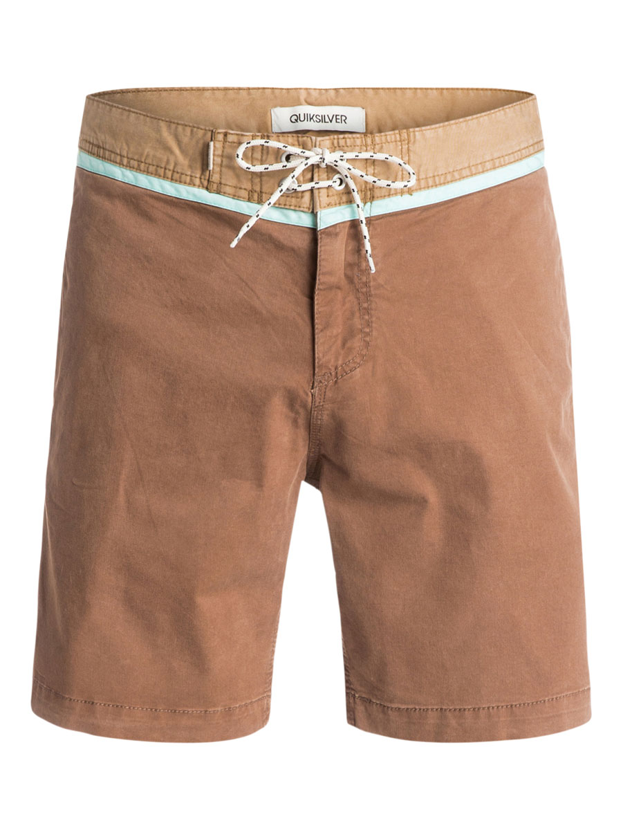 Шорты мужские Quiksilver, цвет: коричневый. EQYWS03174-CQF0. Размер 32 (48)EQYWS03174-CQF0 Шорты мужские Quiksilver, цвет: коричневый. EQYWS03174-CQF0. Размер 32 (48)EQYWS03174-CQF0Стильные мужские шорты Quiksilver выполнены из полиэстера с добавлением эластана. Шорты с поясом застегиваются на завязки-шнурки и металлическую молнию. Сзади изделие дополнено одним накладным карманом с клапаном на кнопке.