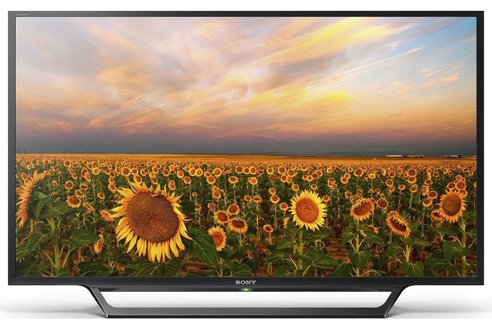 Sony KDL-32RD433, Black телевизор18797703 Sony KDL-32RD433, Black телевизор18797703Телевизор Sony KDL-32RD433 откроет для вас волнующий мир исключительной четкости изображения, что бы вы ни смотрели. Благодаря мощному процессору обработки изображения, каждый пиксель подвергаются тщательному анализу и сопоставляются со специальной базой данных, после чего выполняется улучшение качества отображения текстур, контрастности, цветопередачи и контуров независимо друг от друга. Оцените невероятно низкий уровень шумов изображения, что бы вы ни смотрели.Оцените плавность и высокую степень детализации даже в самых динамичных сценах с быстрой сменой планов благодаря Motionflow XR. Эта инновационная технология создает и добавляет дополнительные кадры между исходными кадрами видео. Специальный алгоритм сопоставляет ключевые составляющие изображения в последовательных кадрах и вычисляет недостающие фазы движения в имеющейся последовательности. Кроме того, некоторые модели поддерживают функцию вставки черного кадра, что позволяет добиться настоящего кинематографического качества и полностью избавиться от размытия.Экран этого телевизора обрамляет элегантная едва заметная рамка, поэтому при просмотре вы сможете насладиться изображением, которое буквально выходит за рамки экрана.Доступ к вашему любимому цифровому контенту с носителя USB. Слушайте музыку, смотрите видеоролики и фотографии на большом экране телевизора благодаря поддержке большого числа форматов воспроизведения с USB. Благодаря широкой поддержке разнообразных кодеков вы получаете универсальные возможности воспроизведения контента — для этого достаточно просто подключить носитель.Телевизоры BRAVIA применяют мощный алгоритм для анализа и компенсации неточностей при воспроизведении звука через динамики телевизора. Это происходит путем создания высокоточного графика амплитудно-частотной характеристики акустической системы. Данная информация передается обратно на устройство и позволяет компенсировать пики или провалы исходного диапазона воспроизводимых частот акустической системы, обеспечивая чистое, естественное и ровное звучание на всем диапазоне частот.Большой экран телевизора для просмотра фотографий. Подключите устройство, на котором вы храните свой фотоархив и получите доступ к различным режимам просмотра и систематизации: слайд-шоу, отображение по дате и времени съемки. Кроме того, можно настроить таймер включения экрана. Также при просмотре можно создать музыкальное оформление: включить радио или слушать музыку из личной аудиоколлекции.Храните любимые телепрограммы на внешнем жестком диске USB и смотрите их, когда вам этого захочется. Функция USB HDD REC позволяет выполнять запись в одно касание и по таймеру записи цифрового вещания на любой внешний жесткий диск с портом USB и емкостью памяти до 2 ТБ. Во время просмотра телепрограммы просто нажмите кнопку REC, чтобы начать запись. Она будет автоматически остановлена по окончании программы.