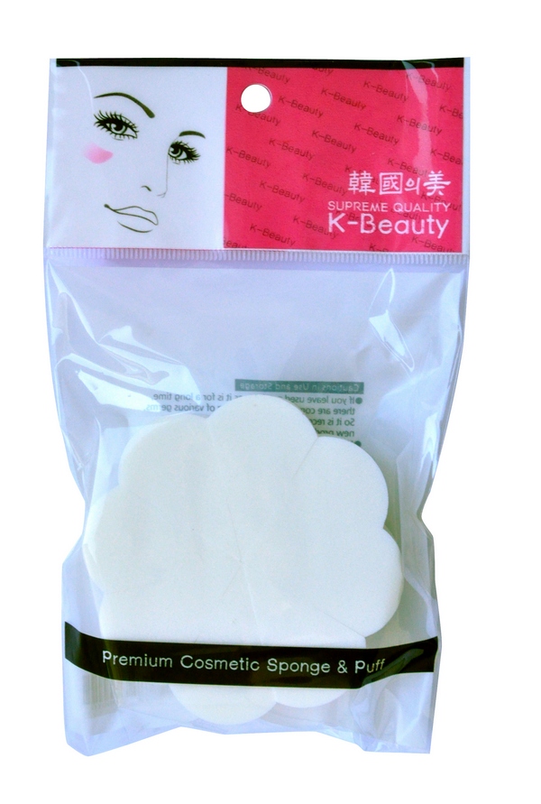 K-Beauty Спонж косметический Цветок, 8 шт300010 K-Beauty Спонж косметический Цветок, 8 шт300010Косметический спонж предназначен для нанесения тональных средств (корректора, тонального крема, румян, пудры и т.д.), а также коррекции макияжа. Спонж позволяет равномерно распределить не только сухие, но и кремовые текстуры, а его удобная треугольная форма подходит для обработки таких труднодоступных зон, как область вокруг глаз и носогубные складки.Упаковка состоит из 8 отрывных сегментов.Мягкий и нежный спонж не травмирует, подходит даже для чувствительной кожи.