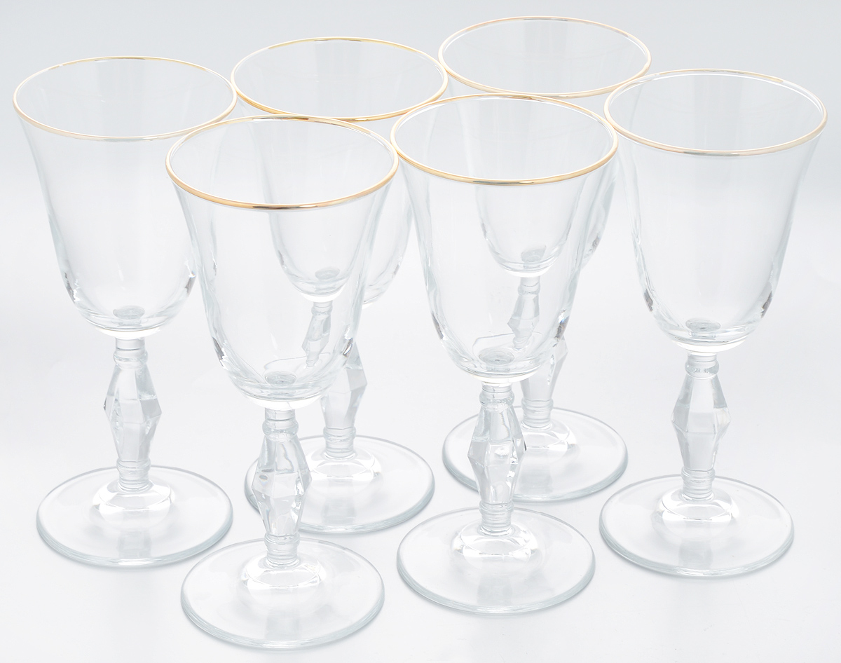 Набор бокалов Pasabahce Golden Retro, 236 мл, 6 шт440060B1 Набор бокалов Pasabahce Golden Retro, 236 мл, 6 шт440060B1Набор Pasabahce Golden Retro состоит из шести бокалов, выполненных из прочного натрий-кальций-силикатного стекла. Изделия оснащены рельефными ножками и оформлены золотистой окантовкой. Бокалы предназначены для подачи вина или других напитков. Они сочетают в себе элегантный дизайн и функциональность. Набор бокалов Pasabahce Golden Retro прекрасно оформит праздничный стол и создаст приятную атмосферу за романтическим ужином. Такой набор также станет хорошим подарком к любому случаю. Можно мыть в посудомоечной машине.Диаметр бокала (по верхнему краю): 8,5 см. Высота бокала: 18,5 см.