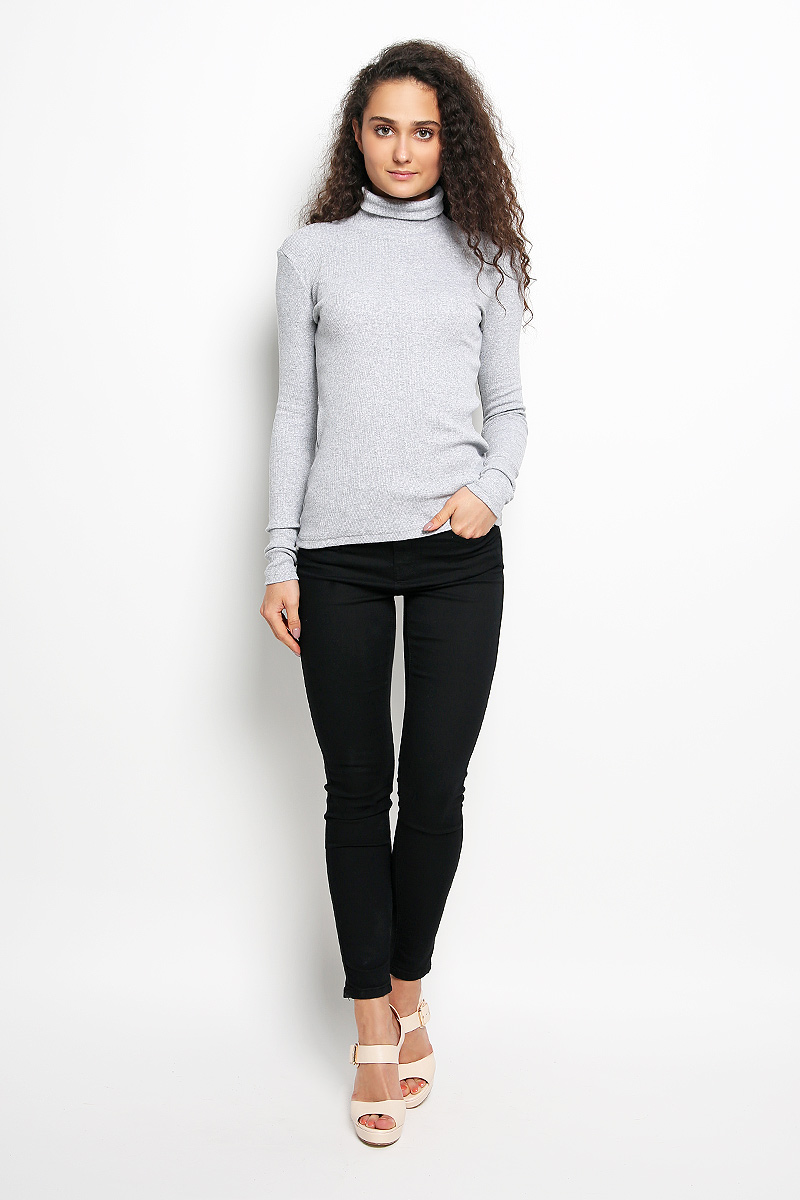 Водолазка женская Rocawear, цвет: серый меланж. R041516. Размер S (44)R041516 Водолазка женская Rocawear, цвет: серый меланж. R041516. Размер S (44)R041516Женская водолазка Rocawear выполнена из мягкого эластичного хлопка. Материал изделия тактильно приятный, не сковывает движения и хорошо вентилируется. Водолазка с воротником-гольф и длинными рукавами имеет слегка приталенный силуэт.Модель идеально подойдет для повседневной носки и обеспечит комфорт и удобство в течение всего дня.