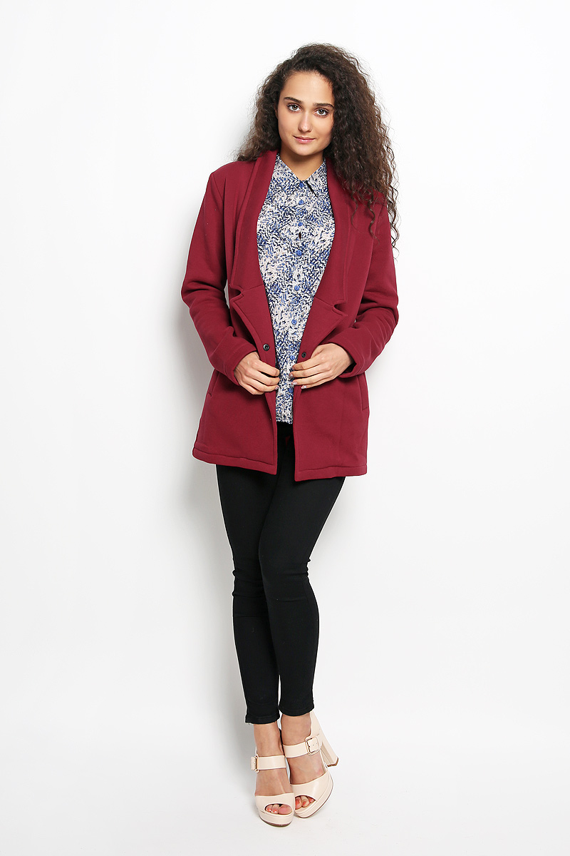 Жакет женский Rocawear, цвет: бордовый. R011632. Размер XS (42)R011632 Жакет женский Rocawear, цвет: бордовый. R011632. Размер XS (42)R011632Женский жакет Rocawear станет модным и стильным дополнением вашего образа. Выполненный из эластичного хлопка с добавлением полиэстера, он имеет приятную на ощупь текстуру, не сковывает движений, обеспечивая комфорт. Лицевая сторона изделия гладкая, изнаночная с мягким и теплым начесом. Жакет с отложным воротником с лацканами и длинными рукавами застегивается спереди на металлическую кнопку. Изделие имеет два втачных кармана. Такой жакет будет дарить вам комфорт в течение всего дня!