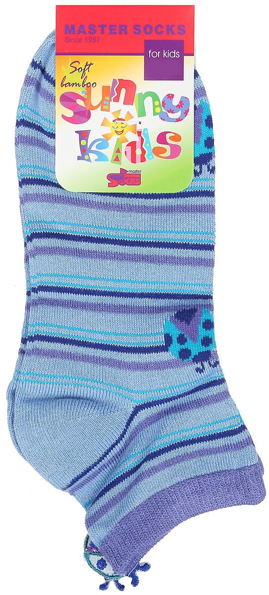 Носки для девочки Master Socks Sunny Kids, цвет: голубой. 82610. Размер 2082610 Носки для девочки Master Socks Sunny Kids, цвет: голубой. 82610. Размер 2082610Детские носки Master Socks Sunny Kids изготовлены из высококачественных материалов. Ткань очень мягкая и тактильно приятная. Содержание бамбука в составе обеспечивает высокую прочность, эластичность и воздухопроницаемость. Изделие хорошо стирается, длительное время сохраняет привлекательный внешний вид. Эластичная резинка мягко облегает ножку ребенка, обеспечивая удобство и комфорт. Укороченная модель оформлена принтом в полоску и изображением божьих коровок. Украшены носочки аппликацией в виде божьей коровки. Красивые и удобные носочки станут отличным дополнением к детскому гардеробу!Уважаемые клиенты!Размер, доступный для заказа, является длиной стопы.