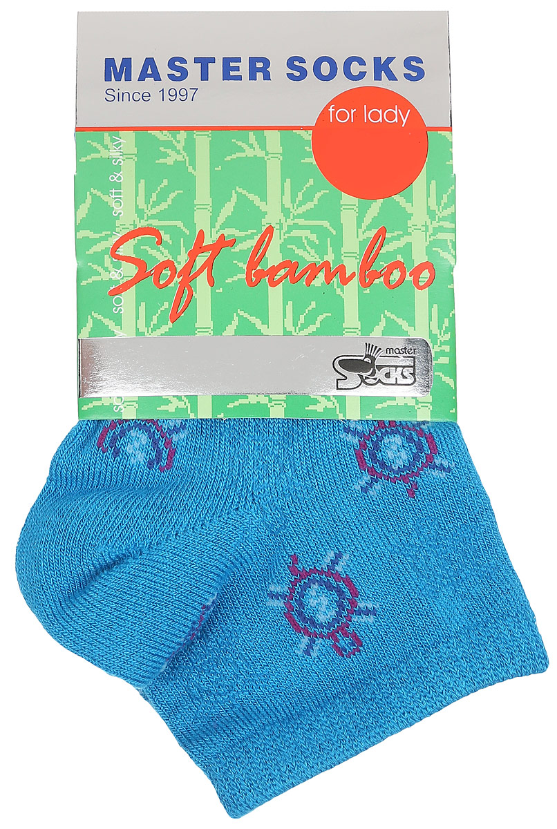 Носки женские Master Socks, цвет: лазурь. 85605. Размер 2585605 Носки женские Master Socks, цвет: лазурь. 85605. Размер 2585605Удобные укороченные носки Master Socks, изготовленные из высококачественного комбинированного материала, очень мягкие и приятные на ощупь, позволяют коже дышать.Эластичная резинка плотно облегает ногу, не сдавливая ее, обеспечивая комфорт и удобство. Носки дополнены полупрозрачным орнаментом с изображением черепахи.Практичные и комфортные носки великолепно подойдут к любой вашей обуви.