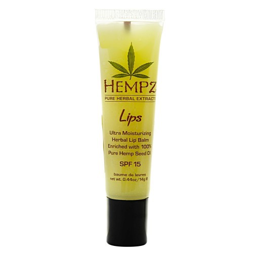 Hempz Бальзам для губ SPF Lip Balm SPF 15 14,5 г110-1275-08 Hempz Бальзам для губ SPF Lip Balm SPF 15 14,5 г110-1275-08Бальзам для губ Lip Balm SPF 15 позволяет сохранить кожу губ мягкой и нежной в любых погодных условиях. Уникальная формула бальзама, с содержанием масла жожоба, витамина E и экстрагированных компонентов семян конопли, оберегает губы от негативных внешних воздействий и жесткого ультрафиолетового излучения. Бальзам мягко тонизирует и увлажняет, обладает заживляющим эффектом. Состав активных компонентов: очищенное конопляное масло, витамин Е, масло жожоба, октил метоксициннамат, оксибензон.
